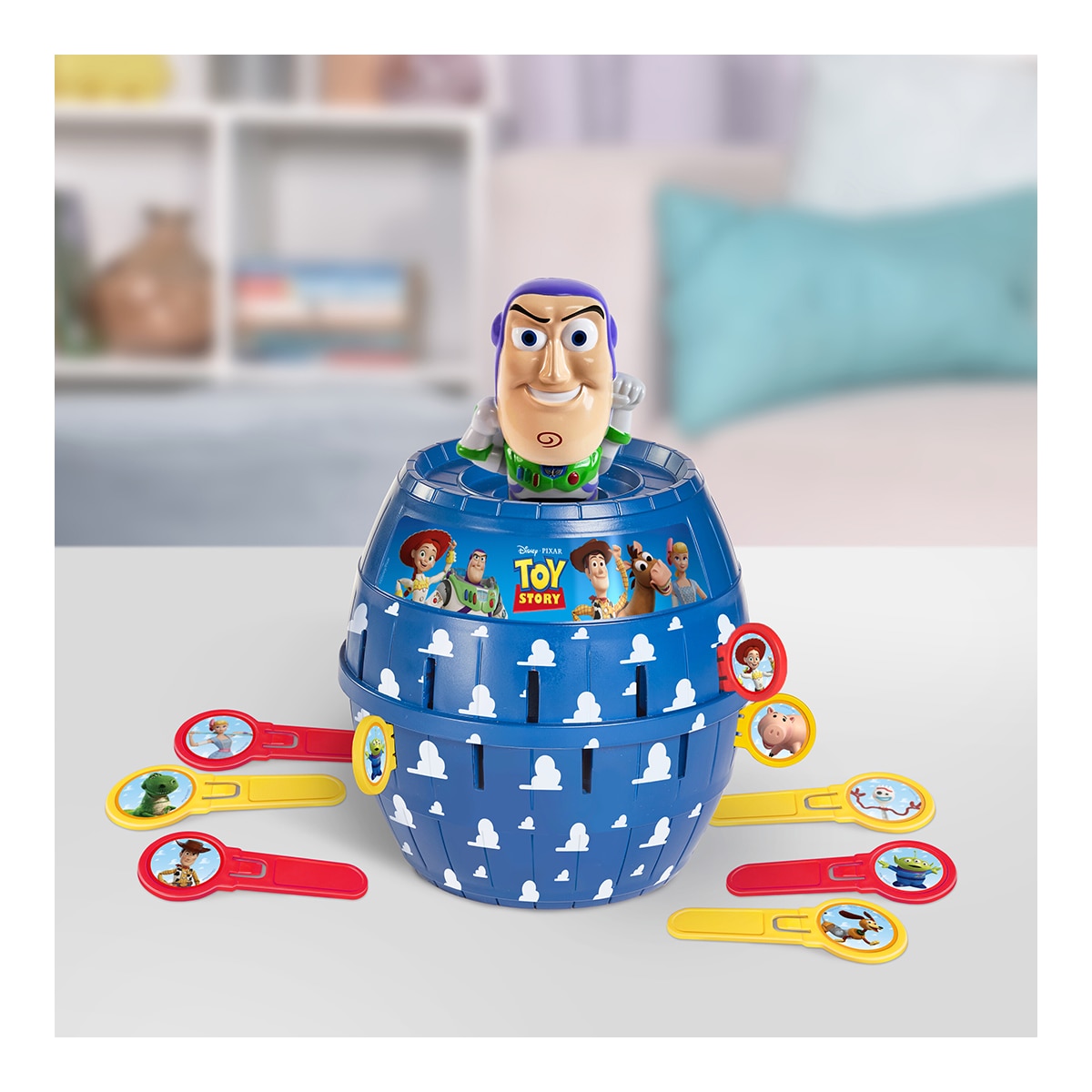 Salta Buzz Lightyear 6