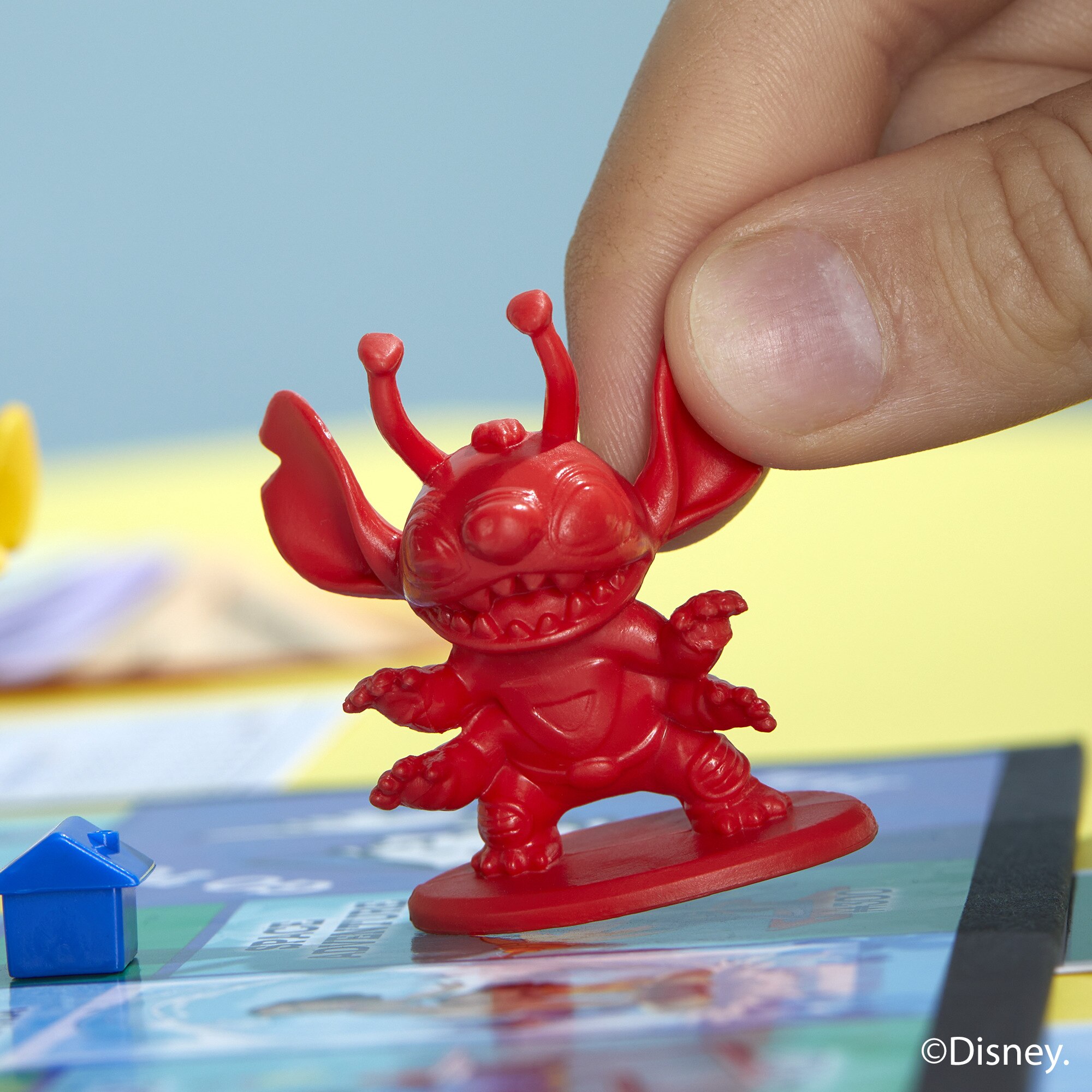 Juego de mesa Monopoly Edición Disney Stitch Hasbro 7