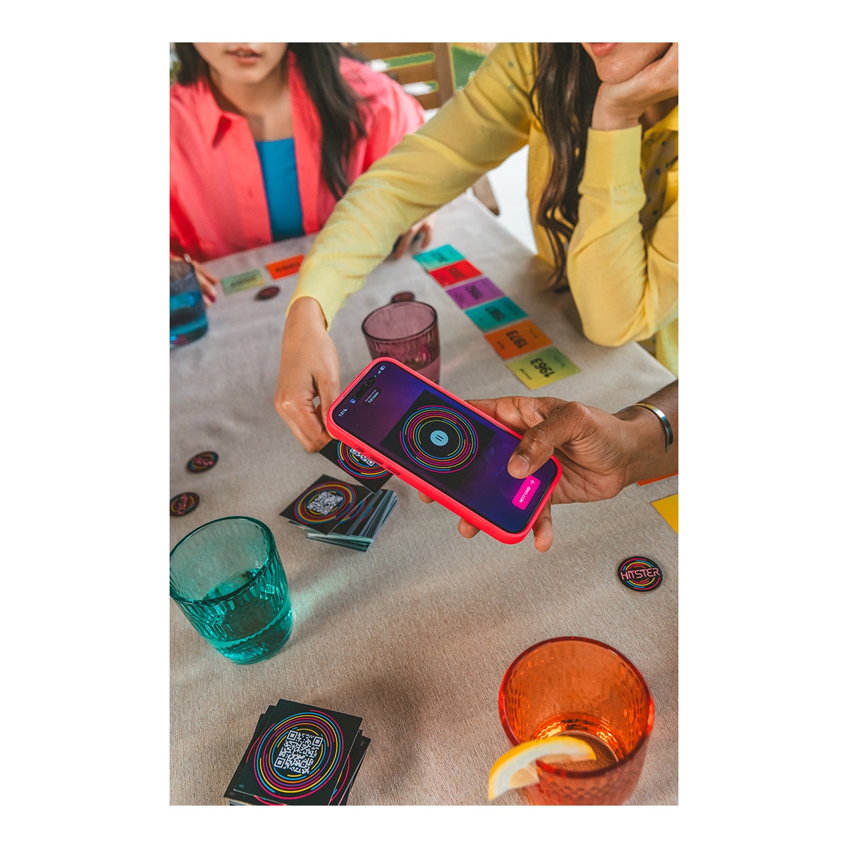 Imagen 8 de Juego de mesa Hitster, El juego de los grandes éxitos Jumbo