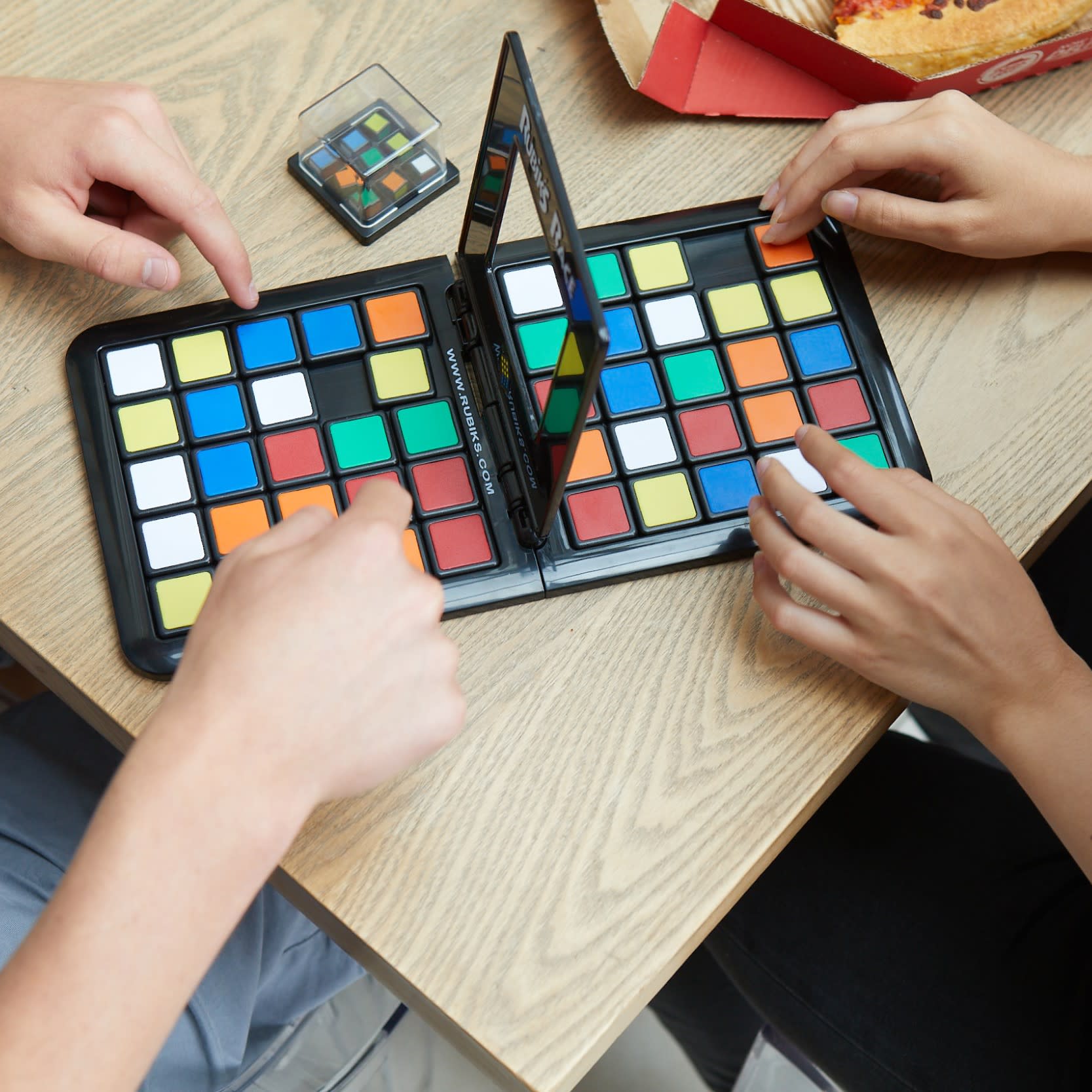 Juego de habilidad y estrategia Rubiks Race Game Rubiks 9