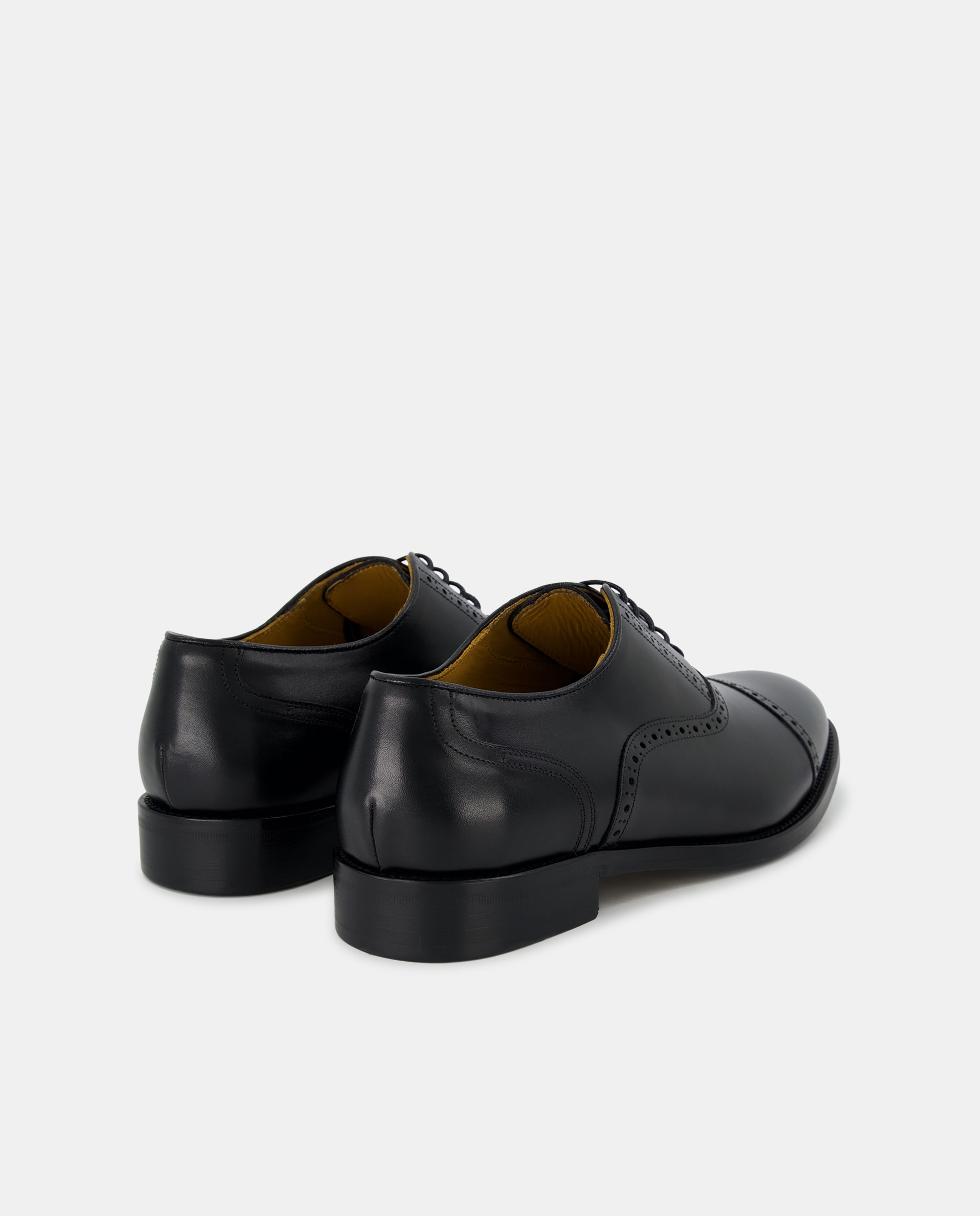 Sapatos de Atacadores com Rendilhados e em Pele Preto-3