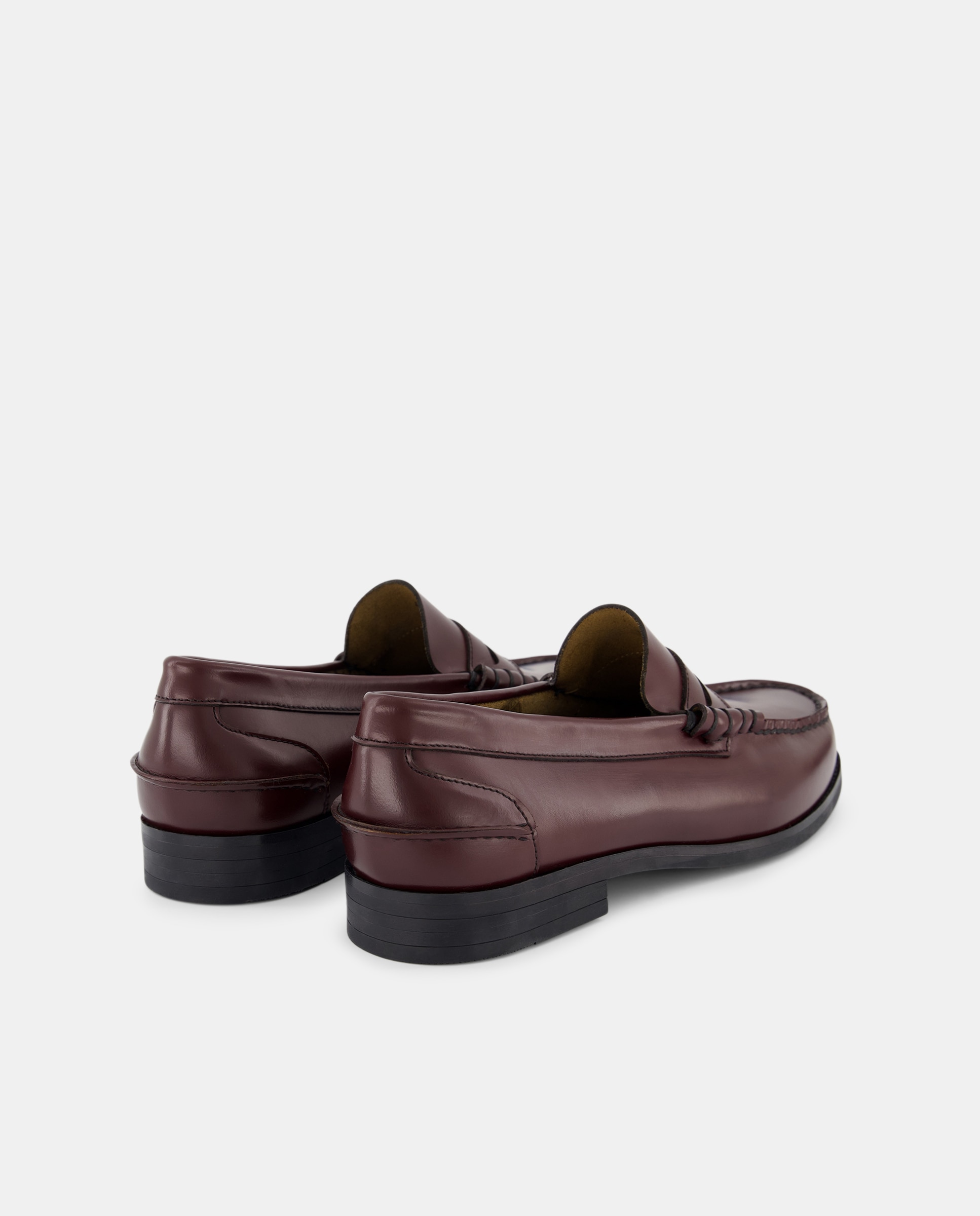 Mocassins em Pele com Travessão Bordeaux-3