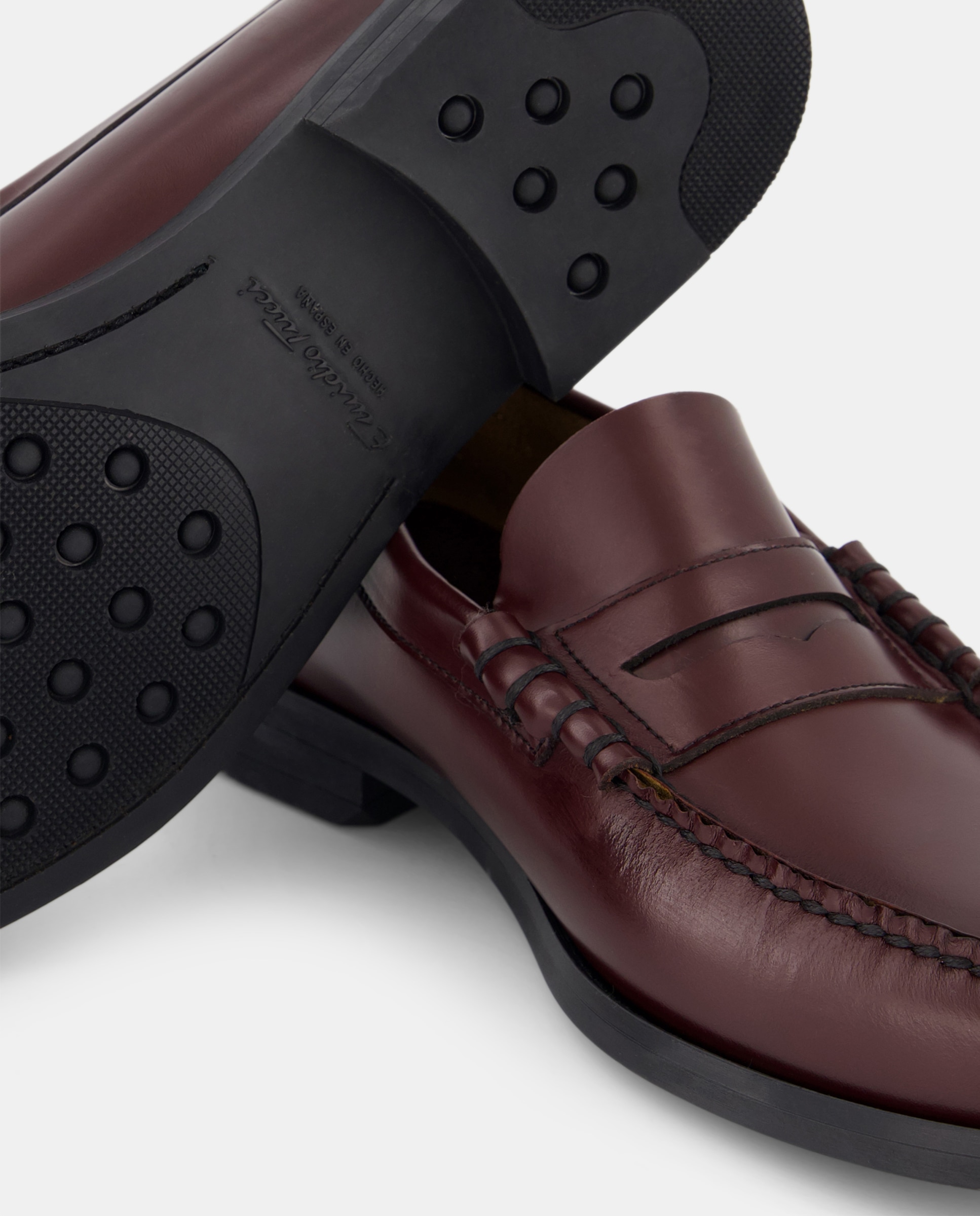Mocassins em Pele com Travessão Bordeaux-5
