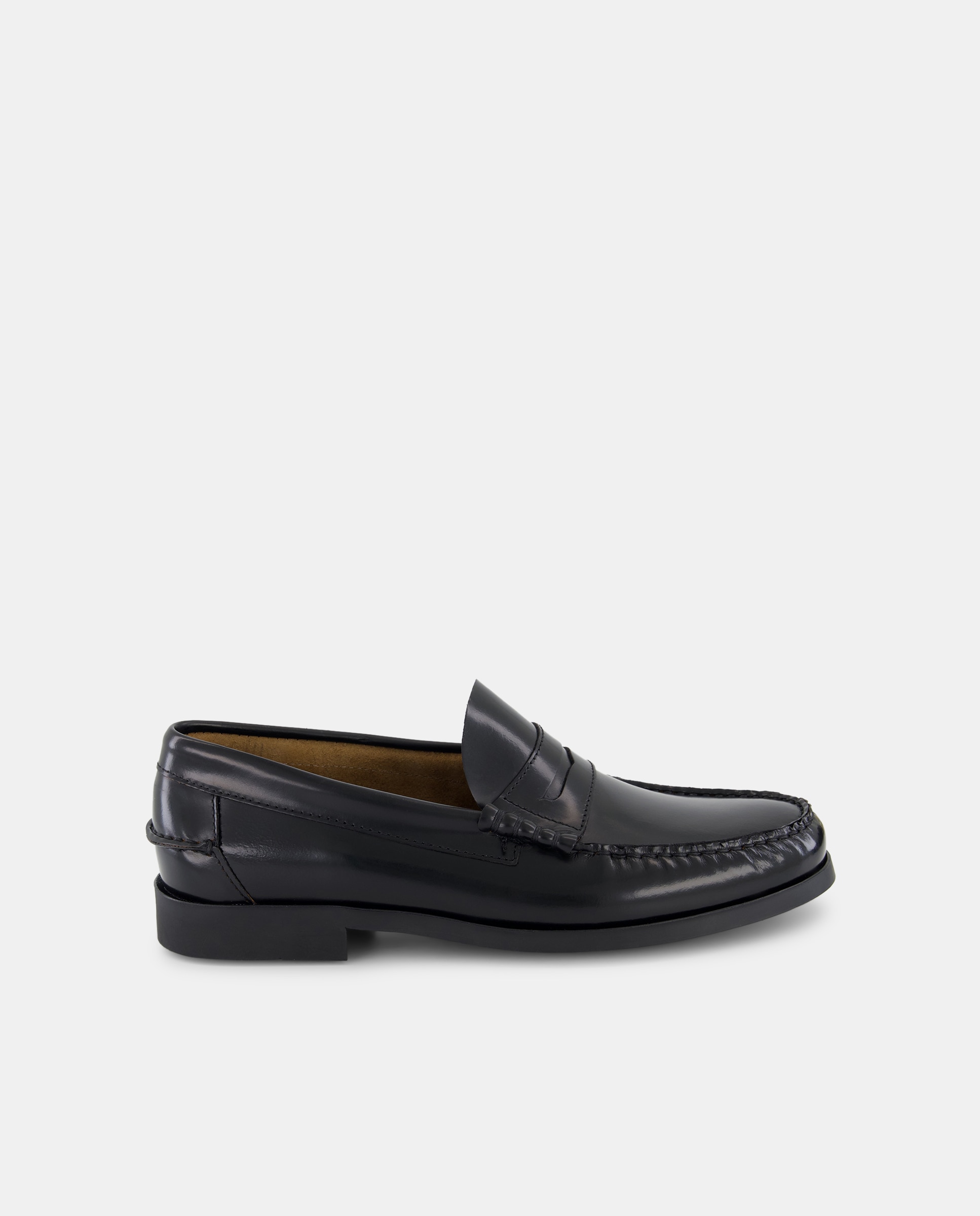 Mocassins com Bordão, Adorno de Travessão e em Pele - Preto Preto-1