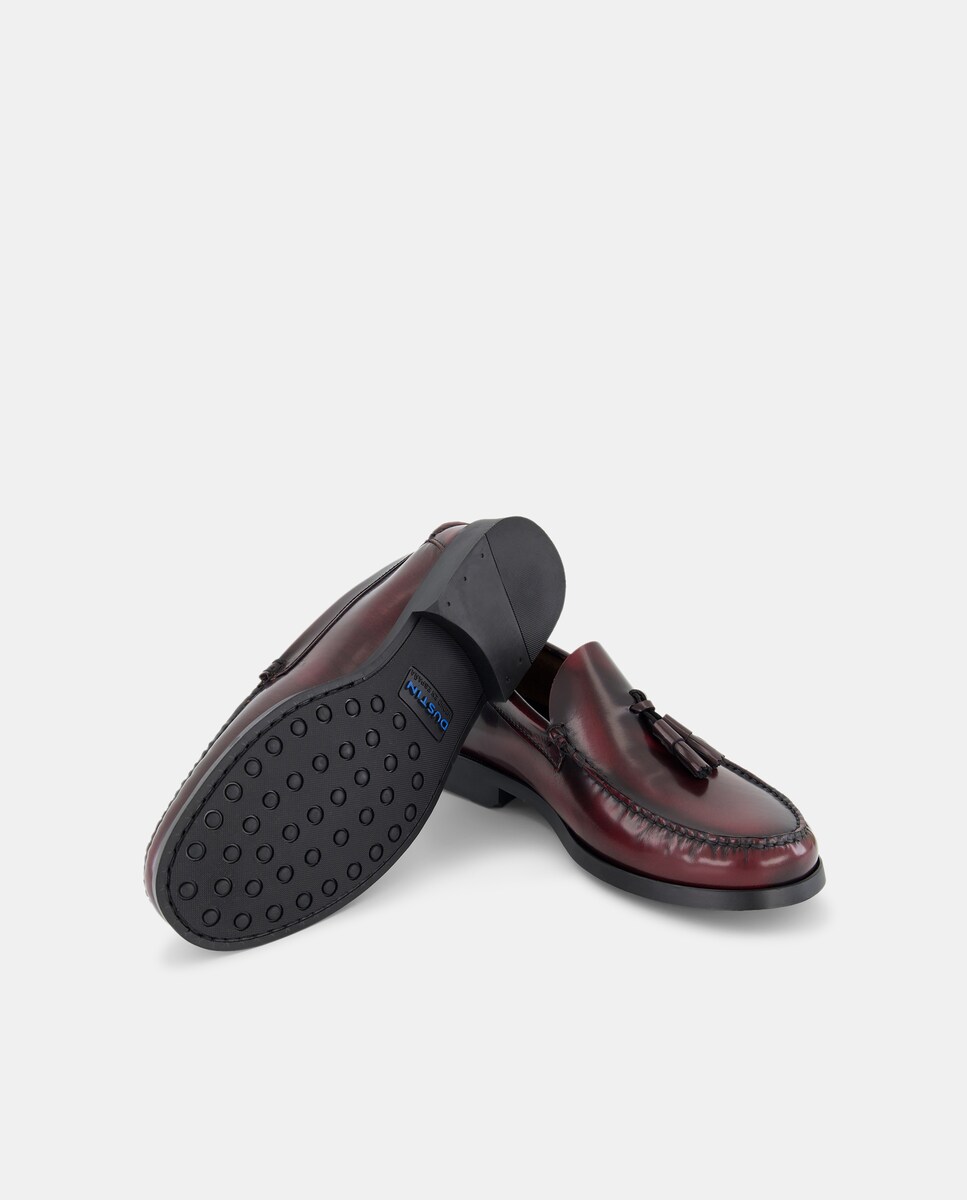 Mocassins com Borlas e em Pele Bordeaux-2