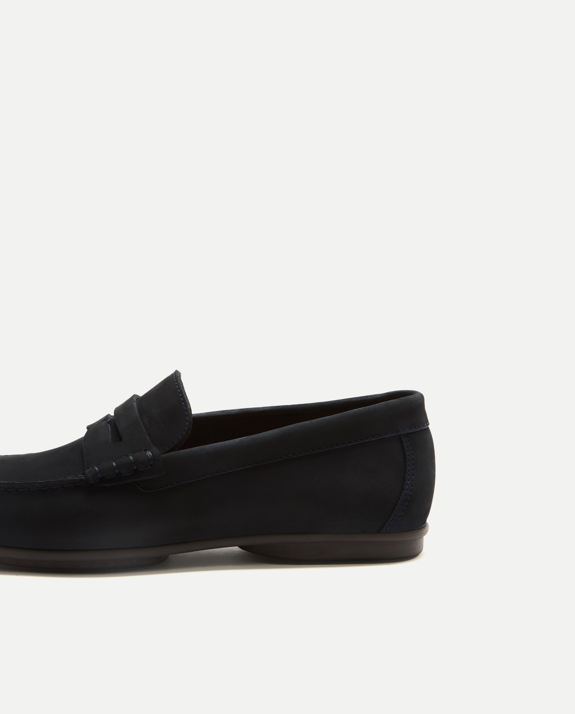 Mocassins em Nobuck com Sola de Borracha Azul-marinho-4