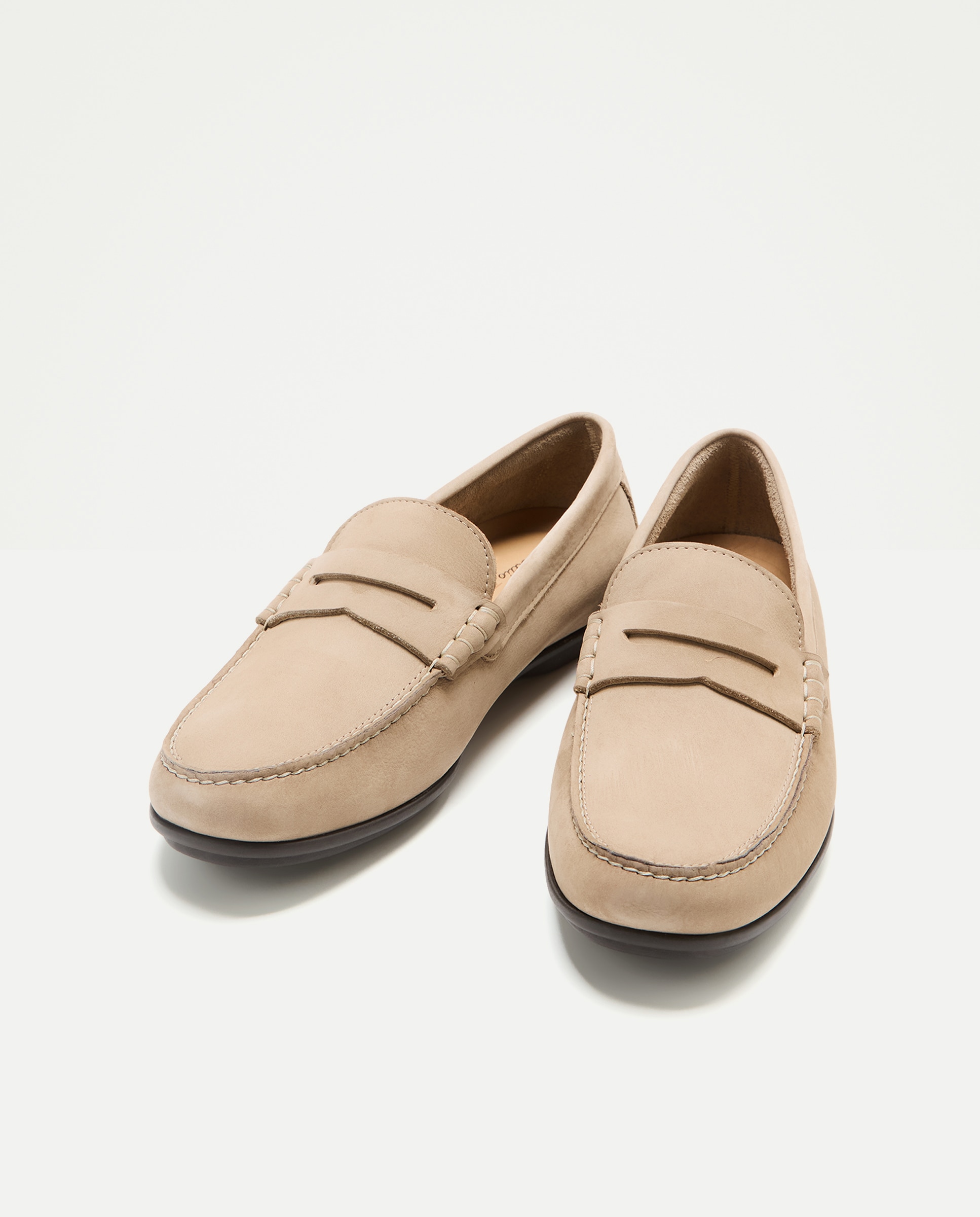Mocassins em Nobuck com Sola de Borracha Taupe-2