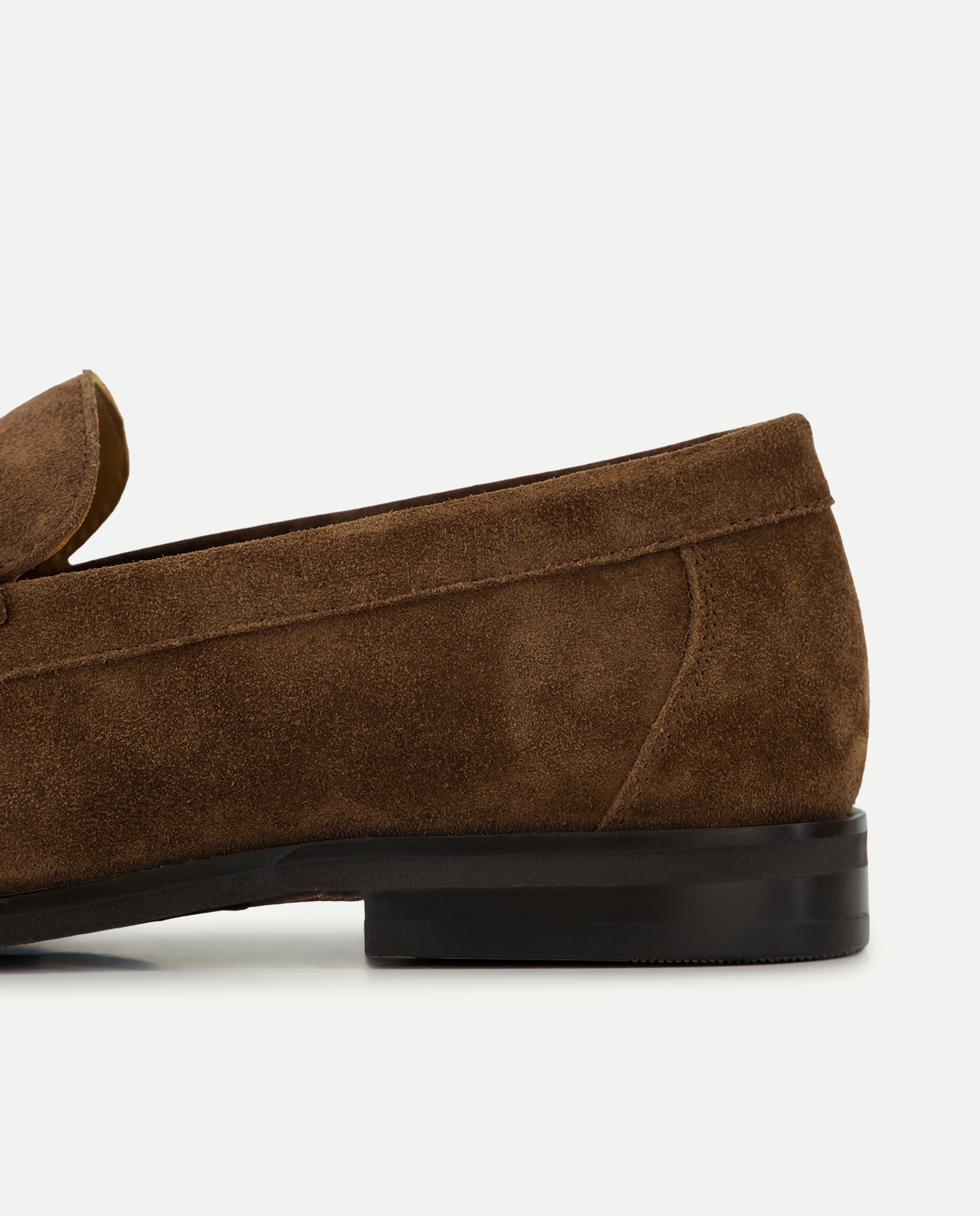 Mocassins de Camurça com Sola de Borracha Castanho-5