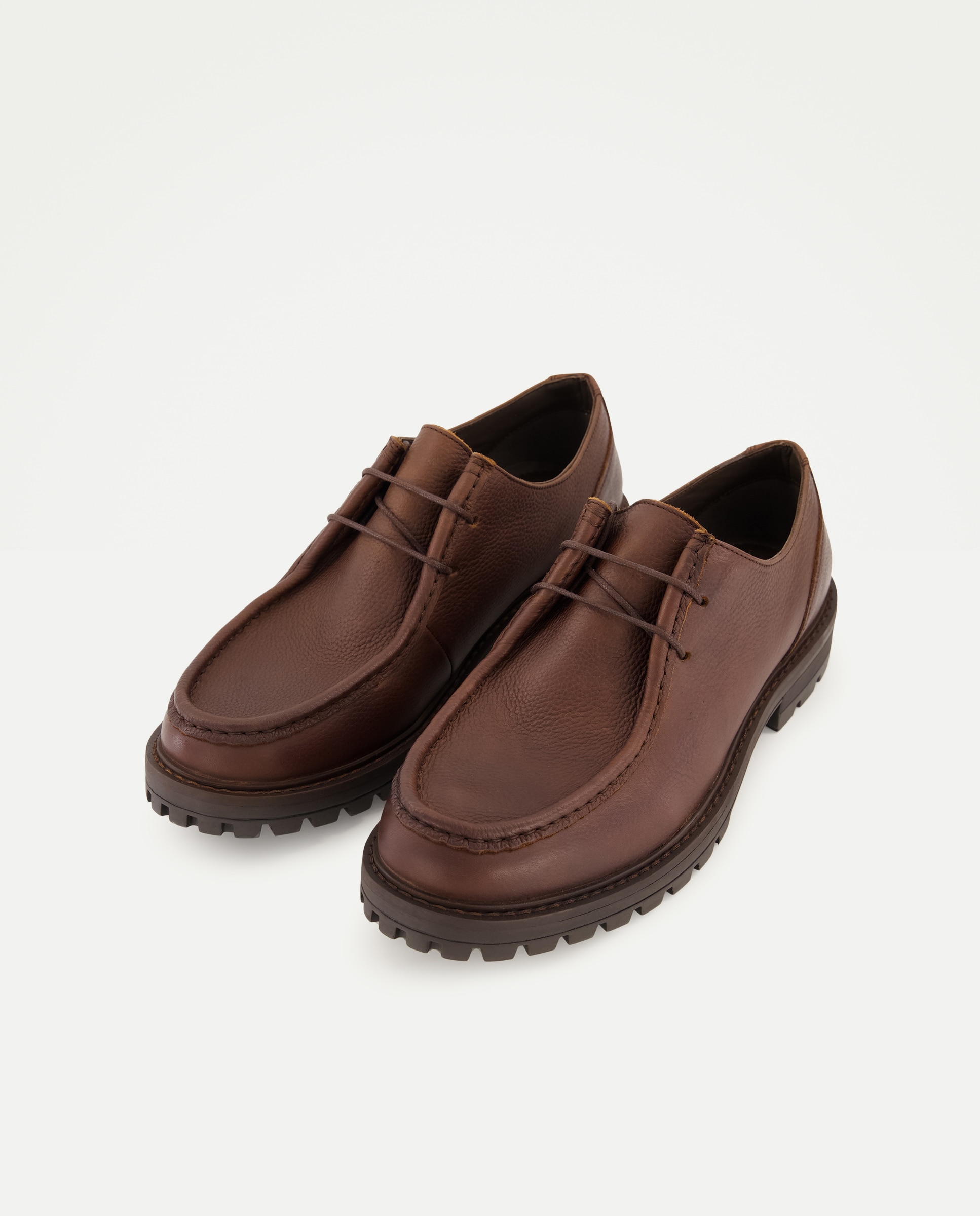 Sapatos Tipo Wallabe em Pele Gravada com Atacadores Castanho-2