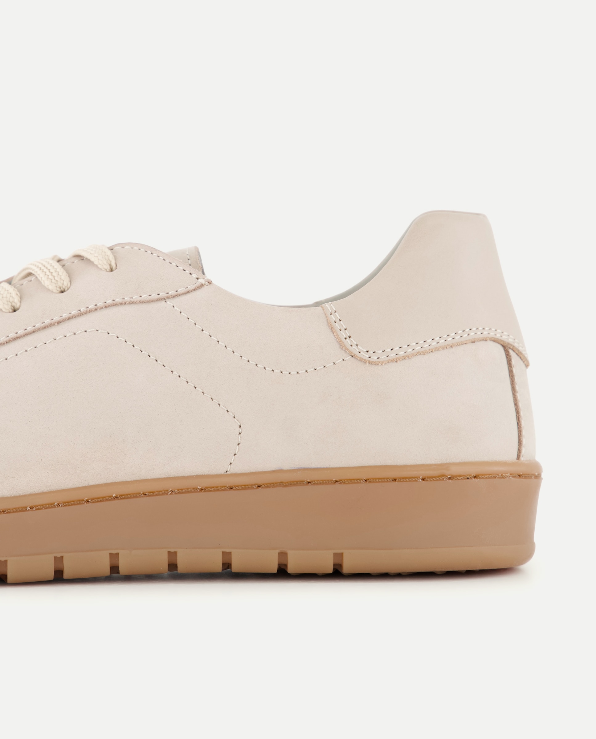 Sapatilhas Desportivas em Nobuck Bege-5