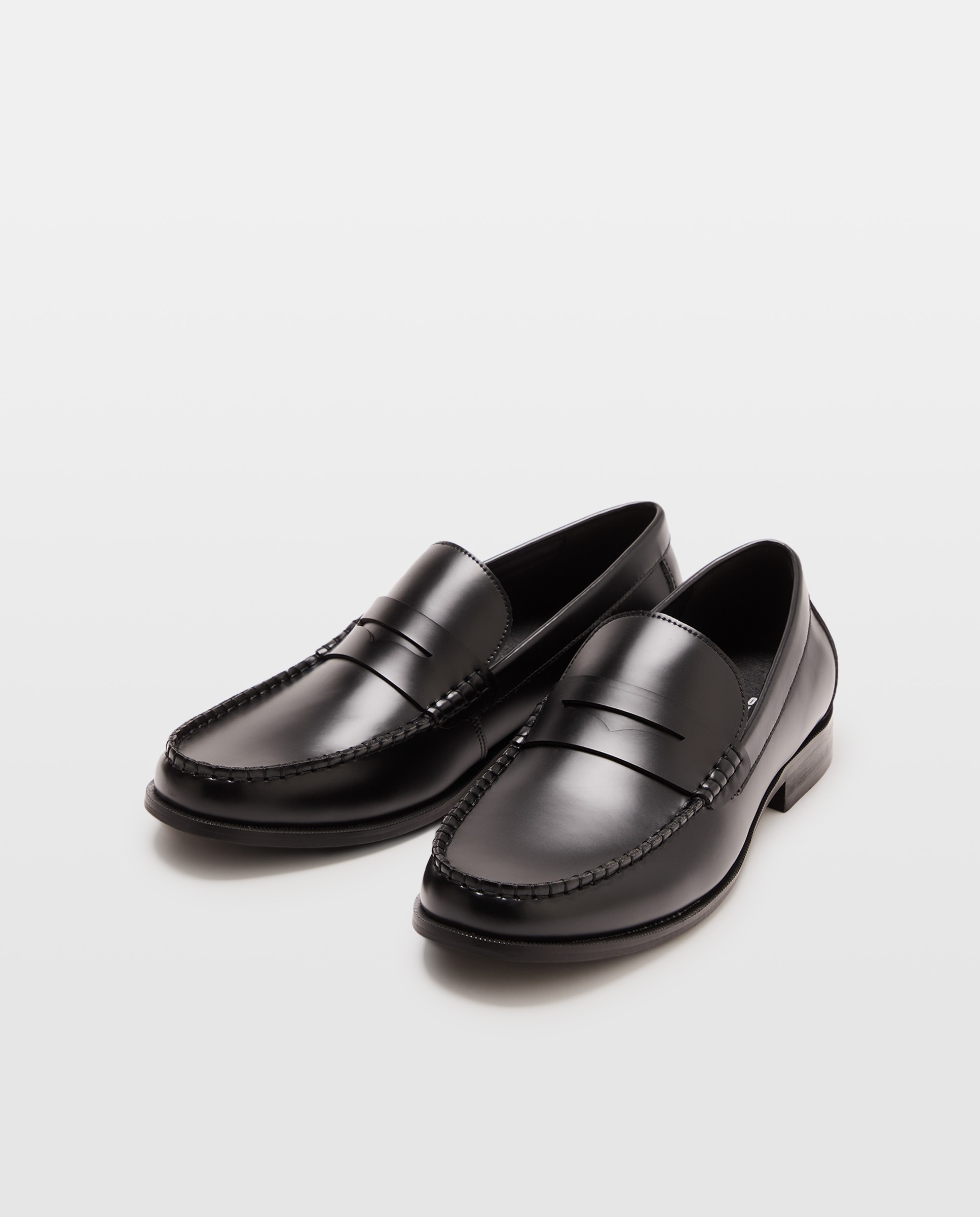 Mocassins em Pele Preto-2
