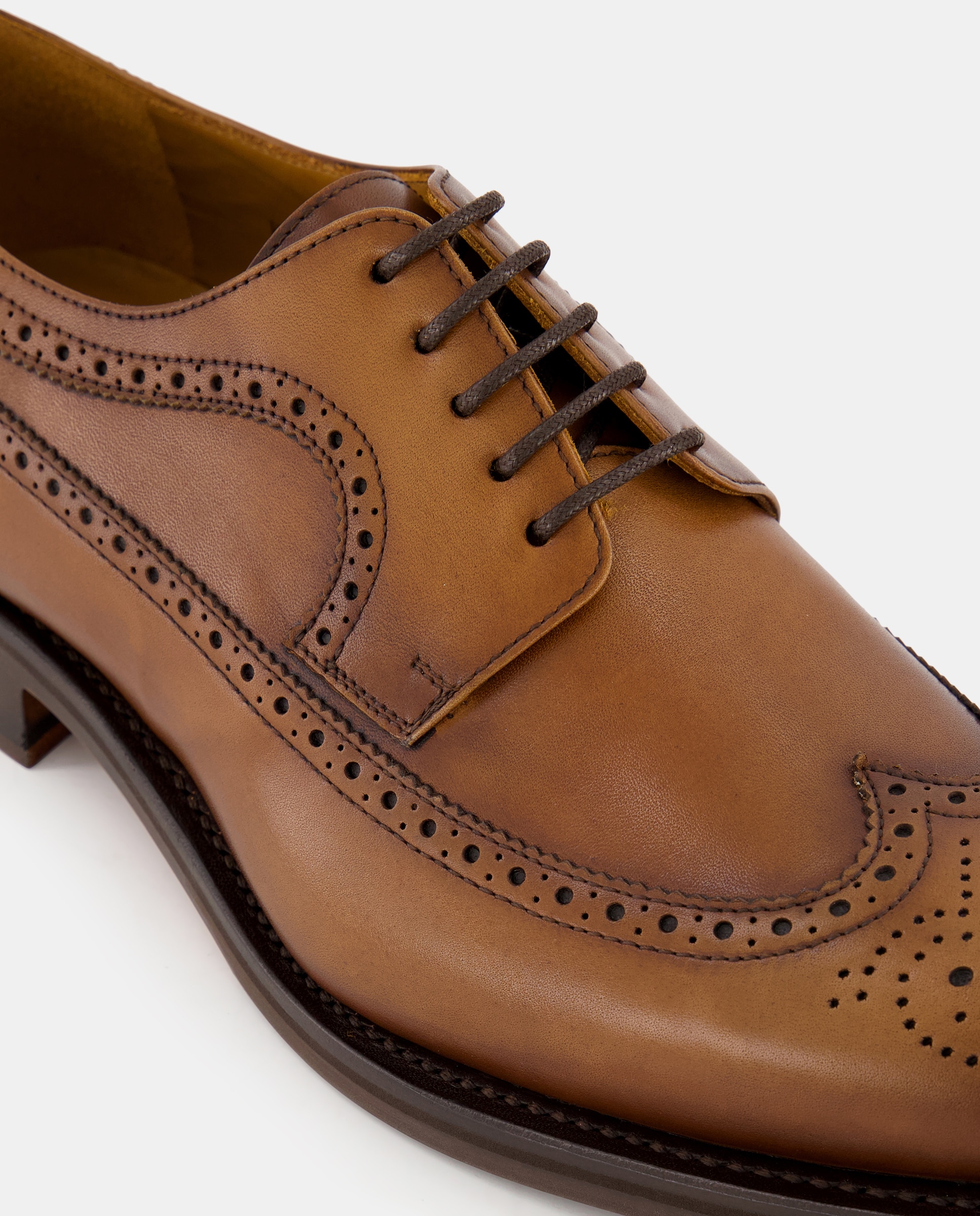 Sapatos de Atacadores Wingtip em Pele de Construção Goodyear Castanho-5