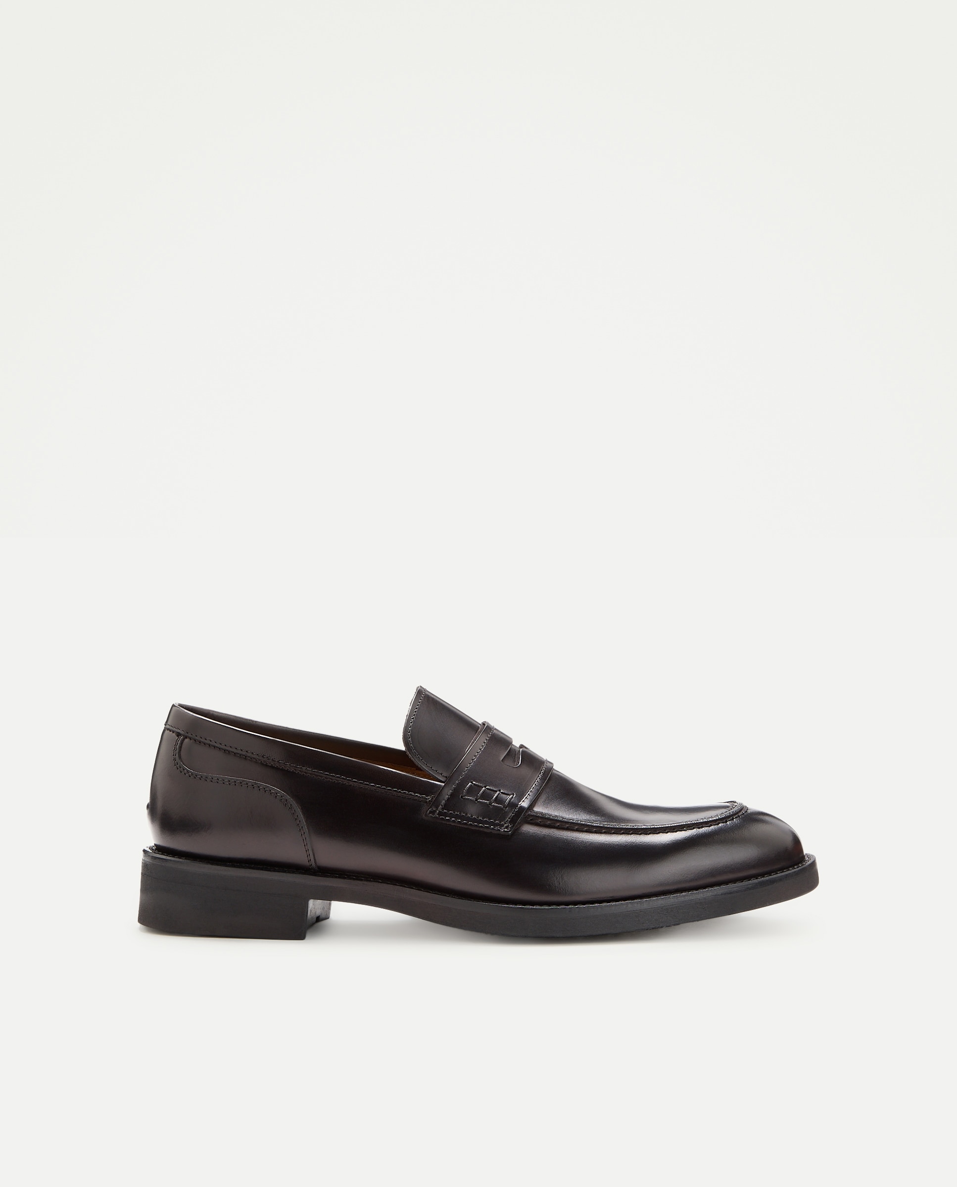 Imagen 1 de Mocasines de hombre de piel con antifaz Negro