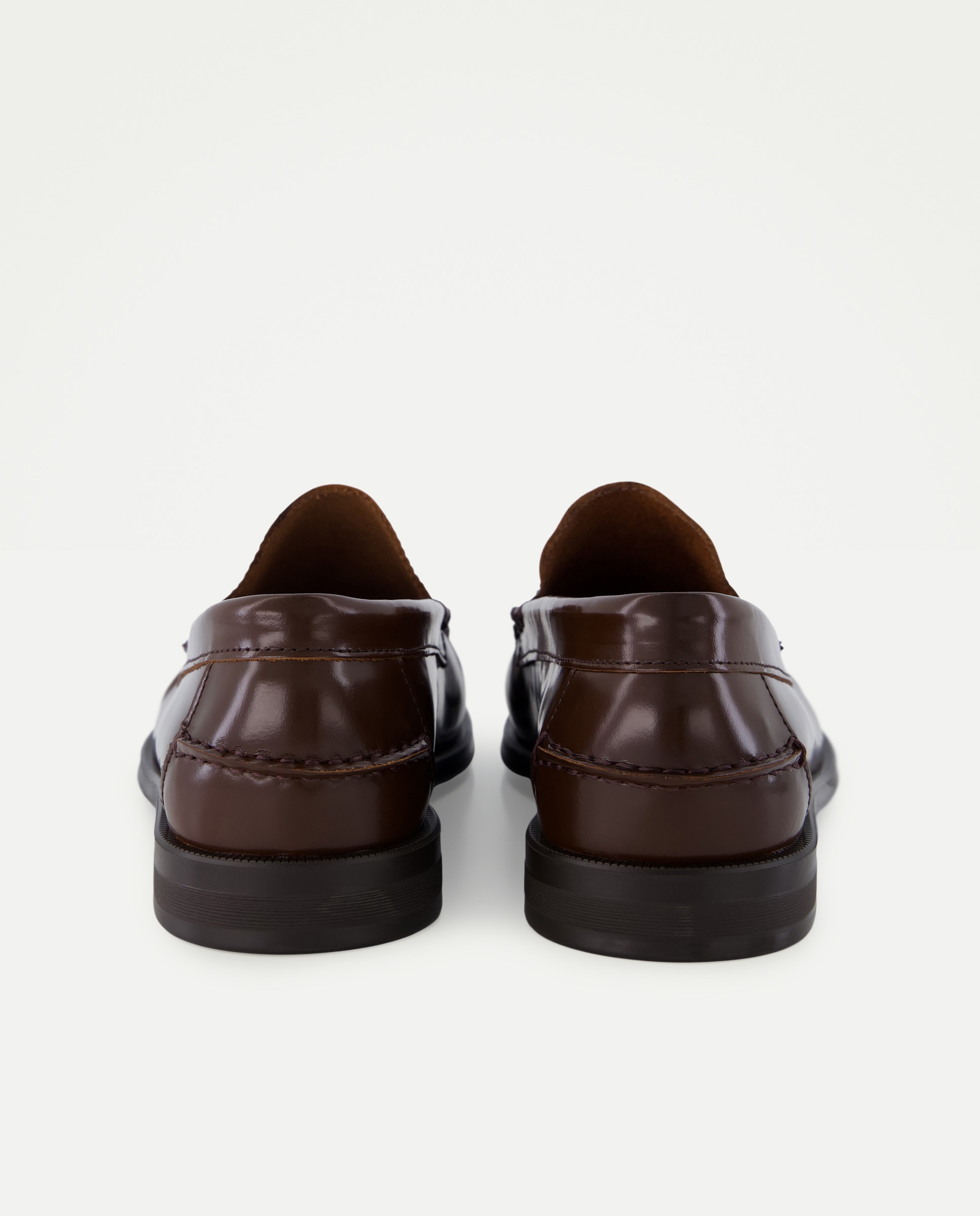 Mocassins com Sola de Borracha Couro-3