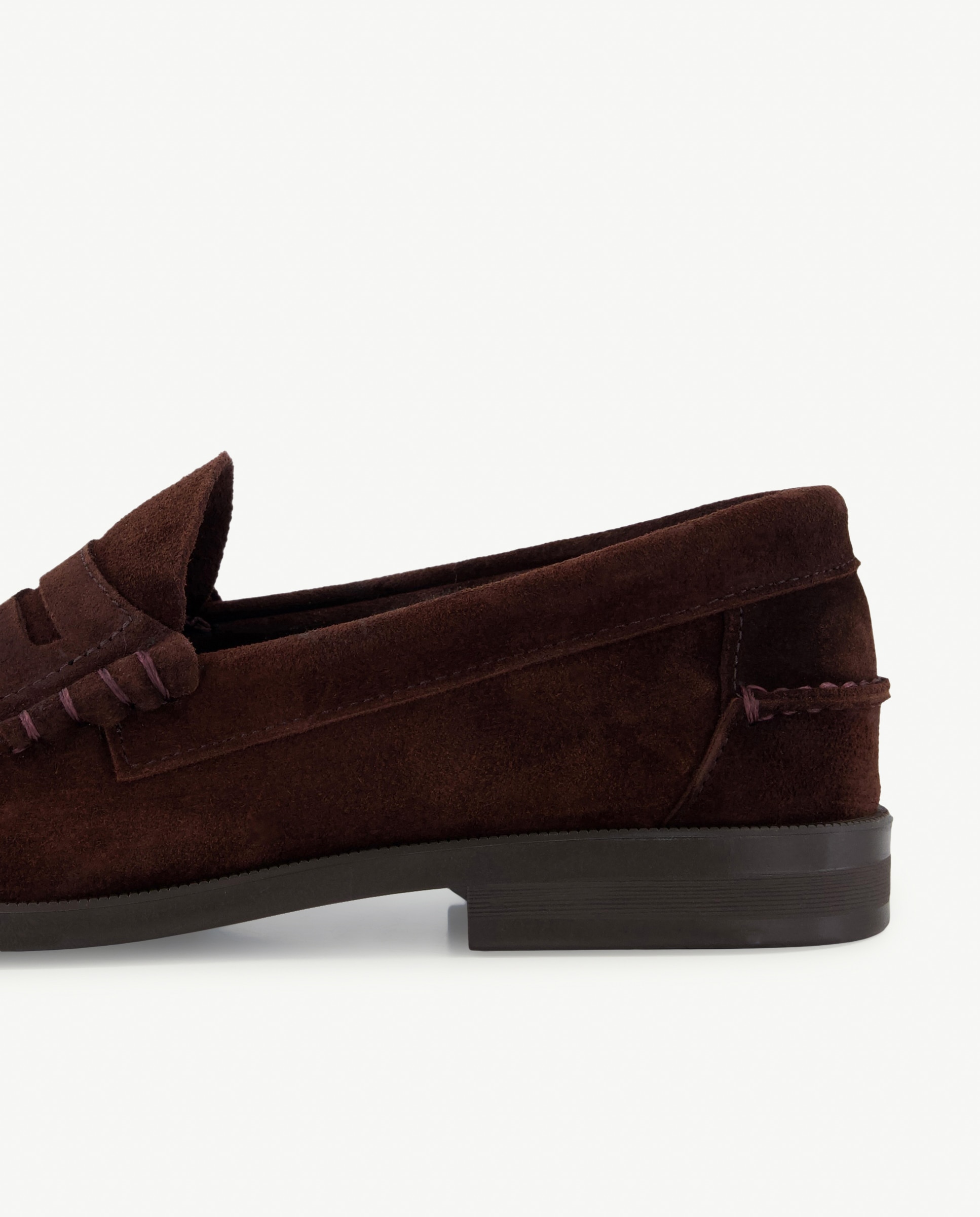 Mocassins com Sola de Borracha Preto-5