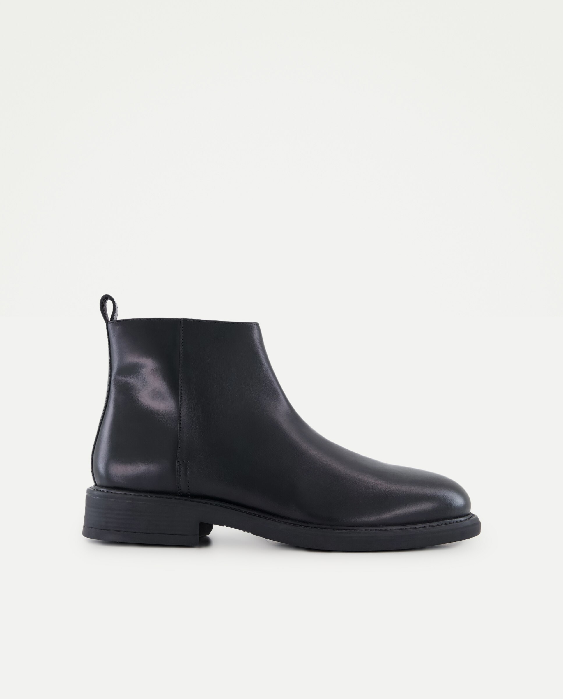 Imagem 0 de Botas Lisas em Pele com Fecho de Correr