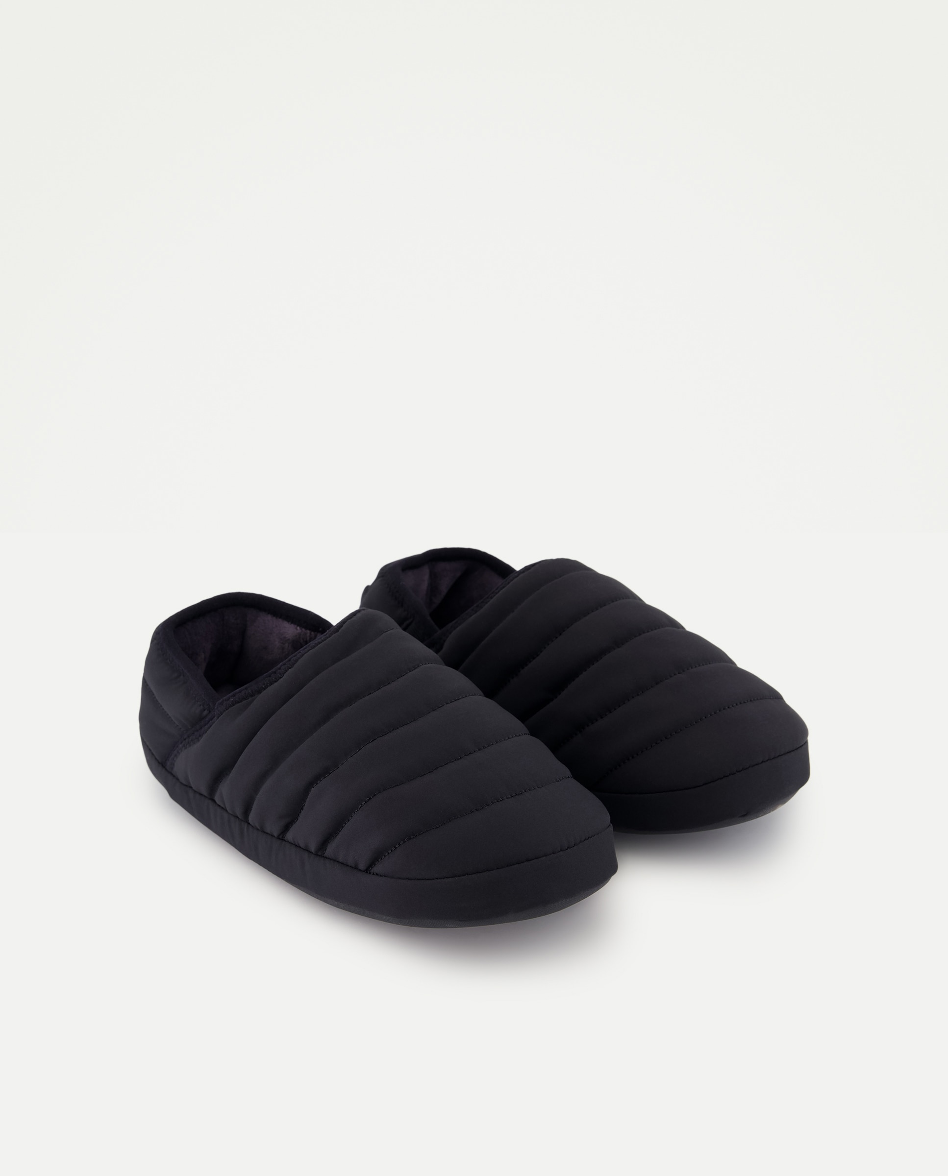 Pantufas Preto-2