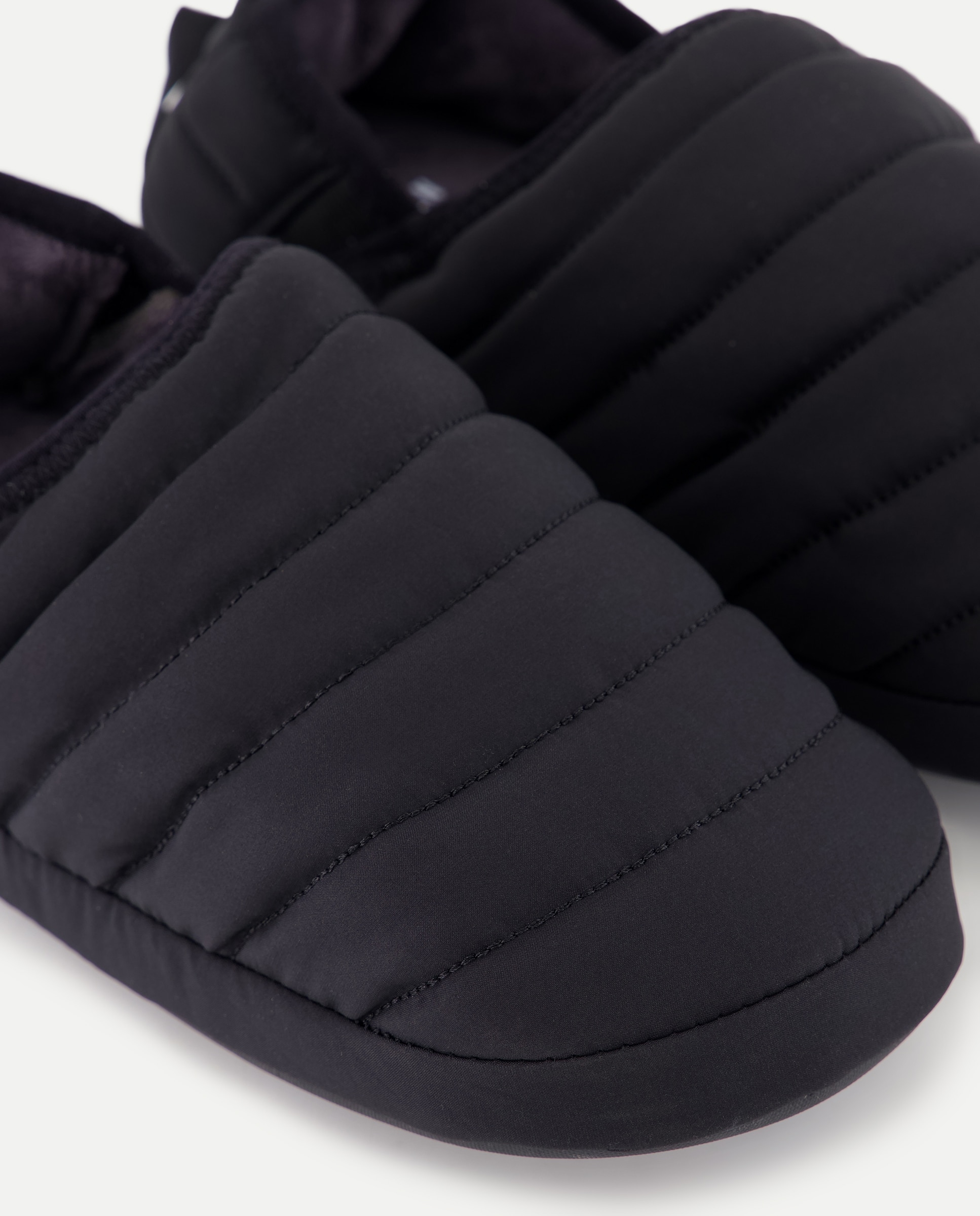 Pantufas Preto-5