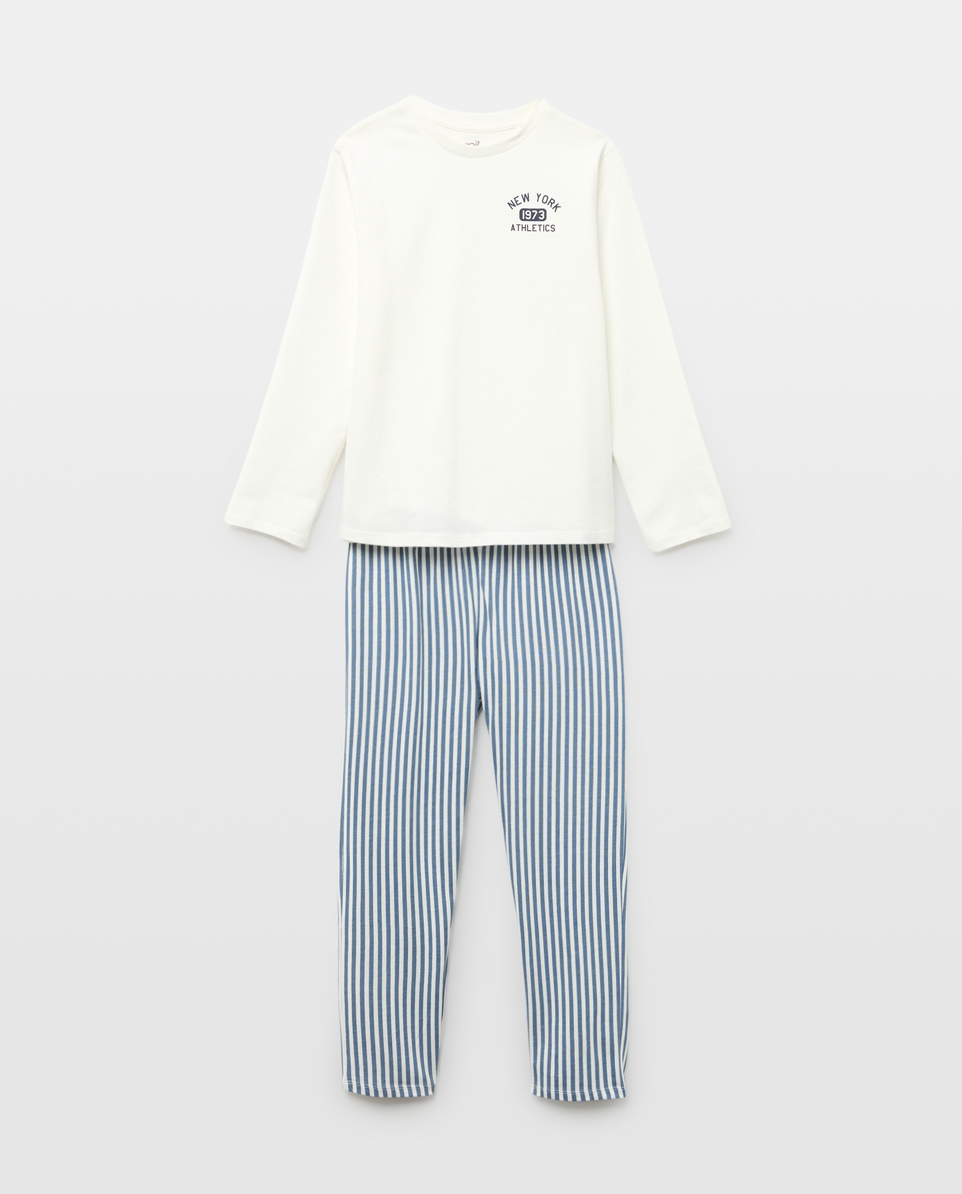 Imagen 0 de Pijama de niño básico largo