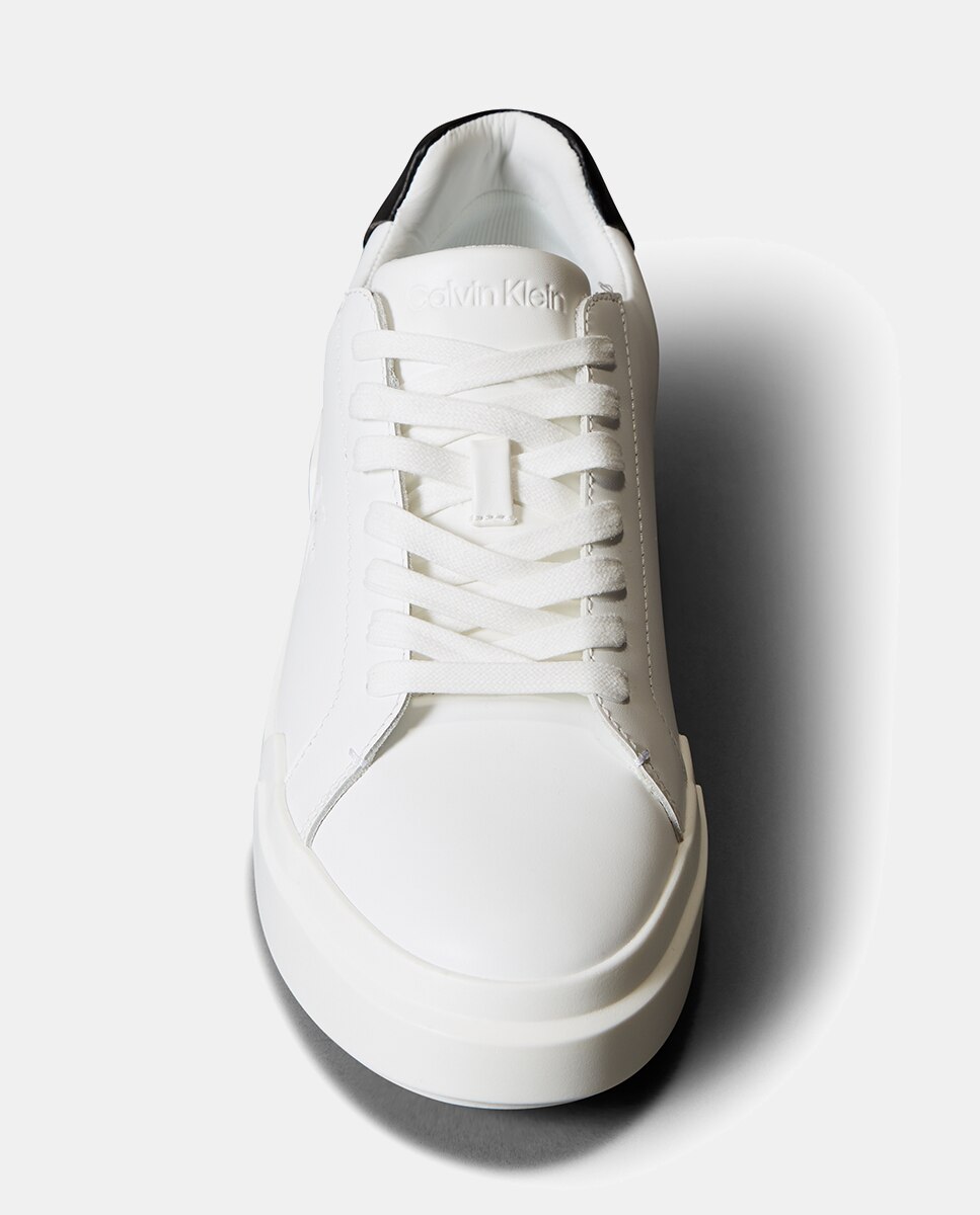 Sapatilhas Tipo Chunky em Pele Branco-10