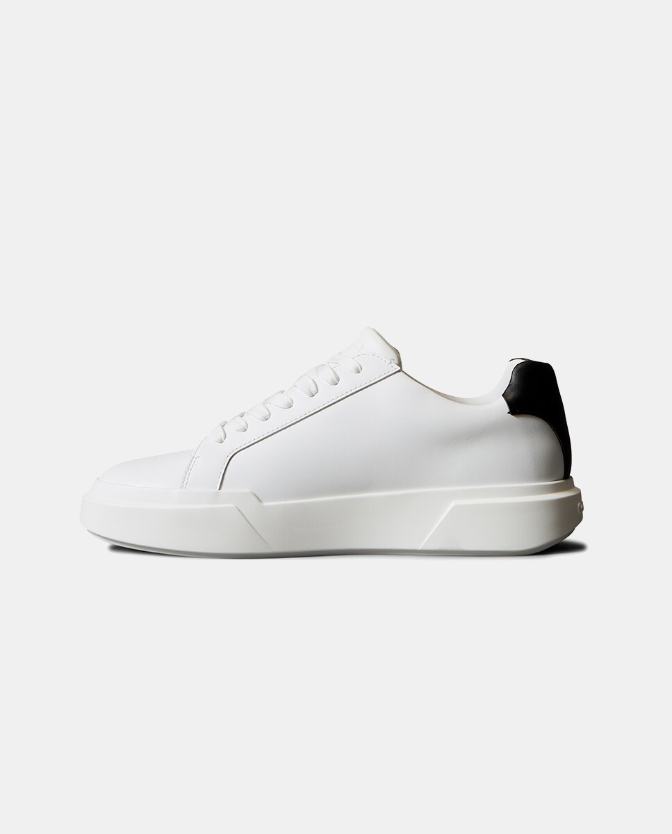 Sapatilhas Tipo Chunky em Pele Branco-11