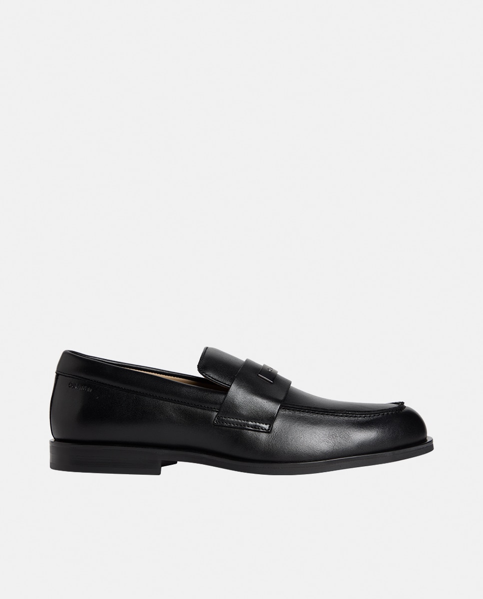Calvin Klein - Mocasín Calvin Klein de piel.