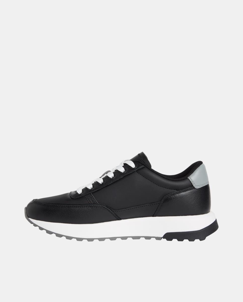 Sapatilhas Runner em Pele Preto-2
