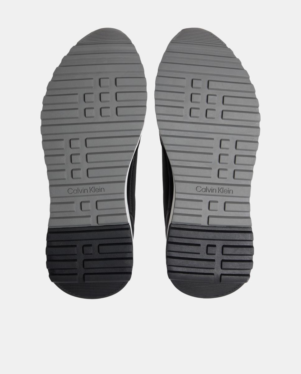 Sapatilhas Runner em Pele Preto-7