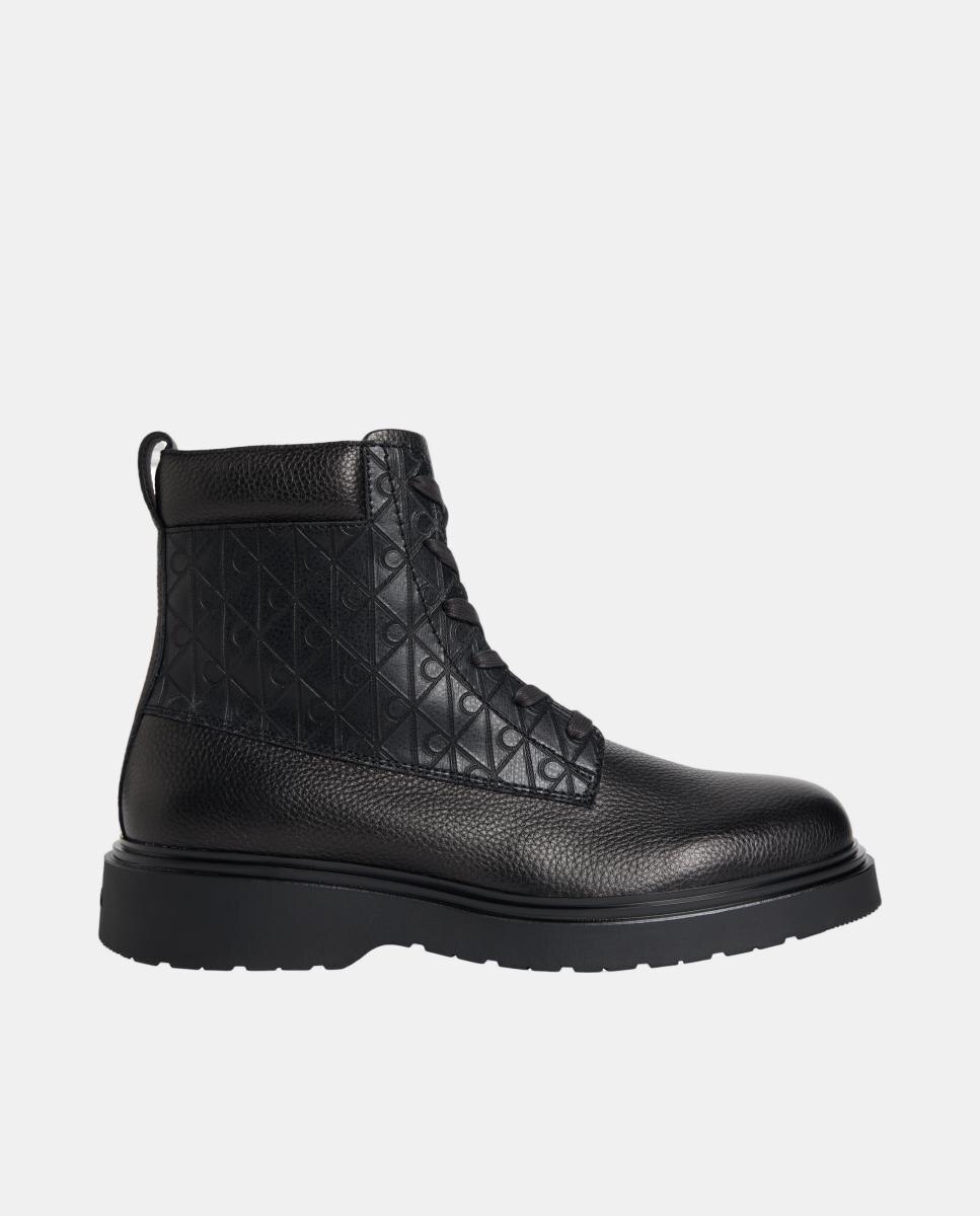 Imagem 0 de Botas em Pele com Estampado de Monograma