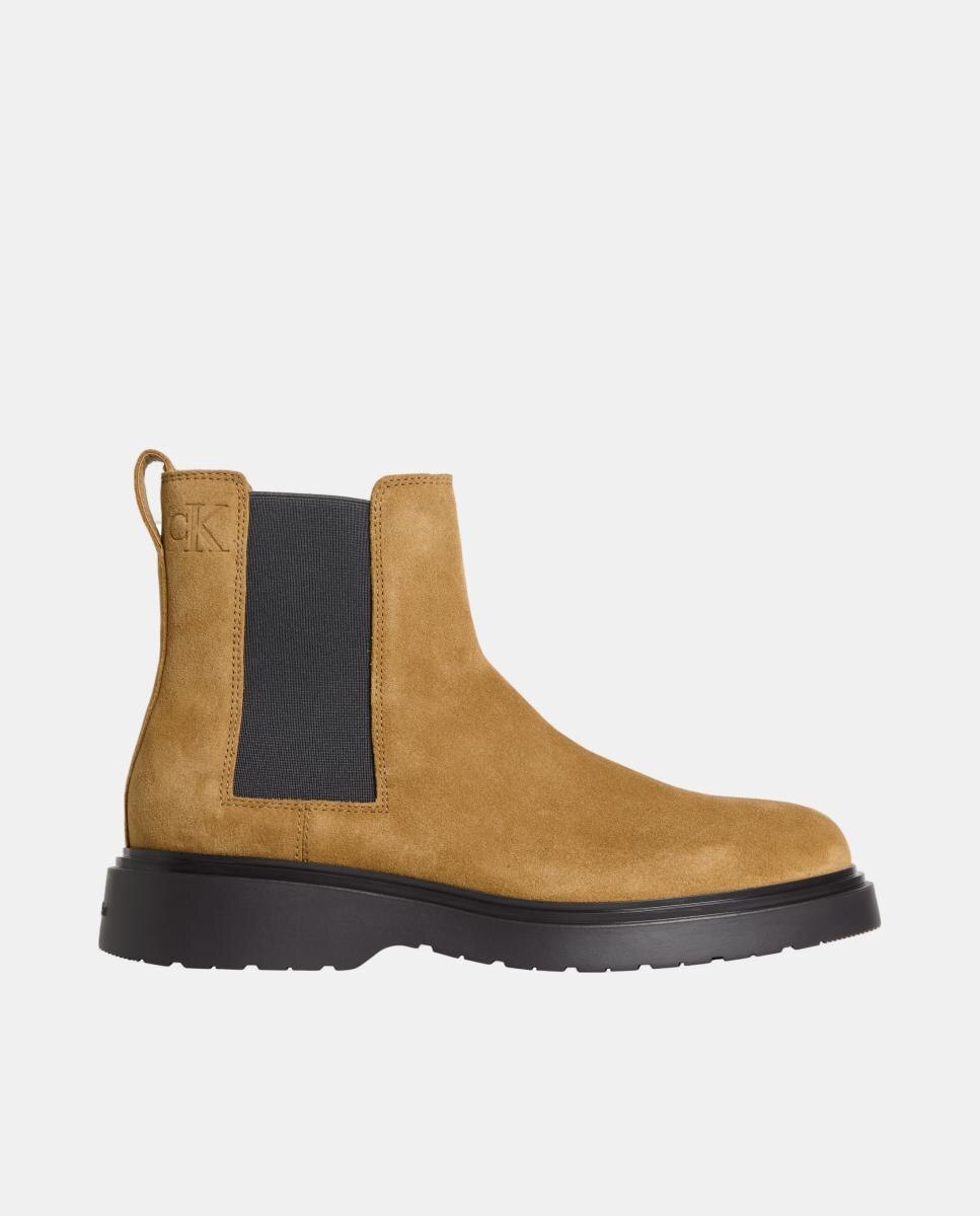 Imagem 0 de Botas em Pele