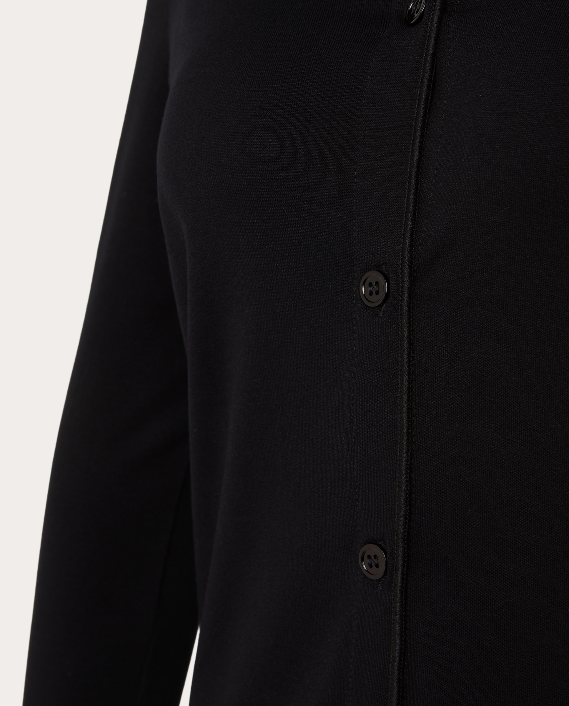 Camisa de Malha com Colarinho Aberto Preto-3