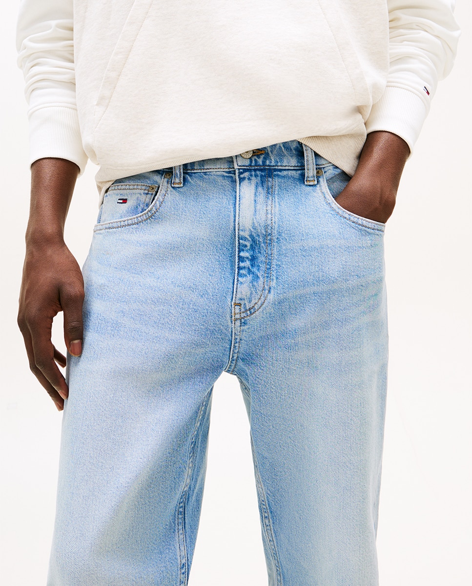 Jeans Otis Straight Fit com Cintura Média Azul-claro-4