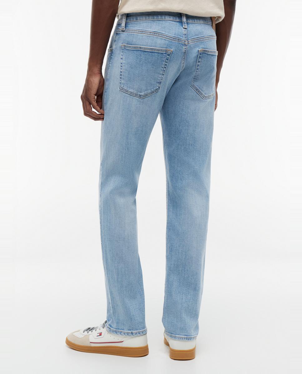Jeans Scanton de Corte Justo Azul-claro-3
