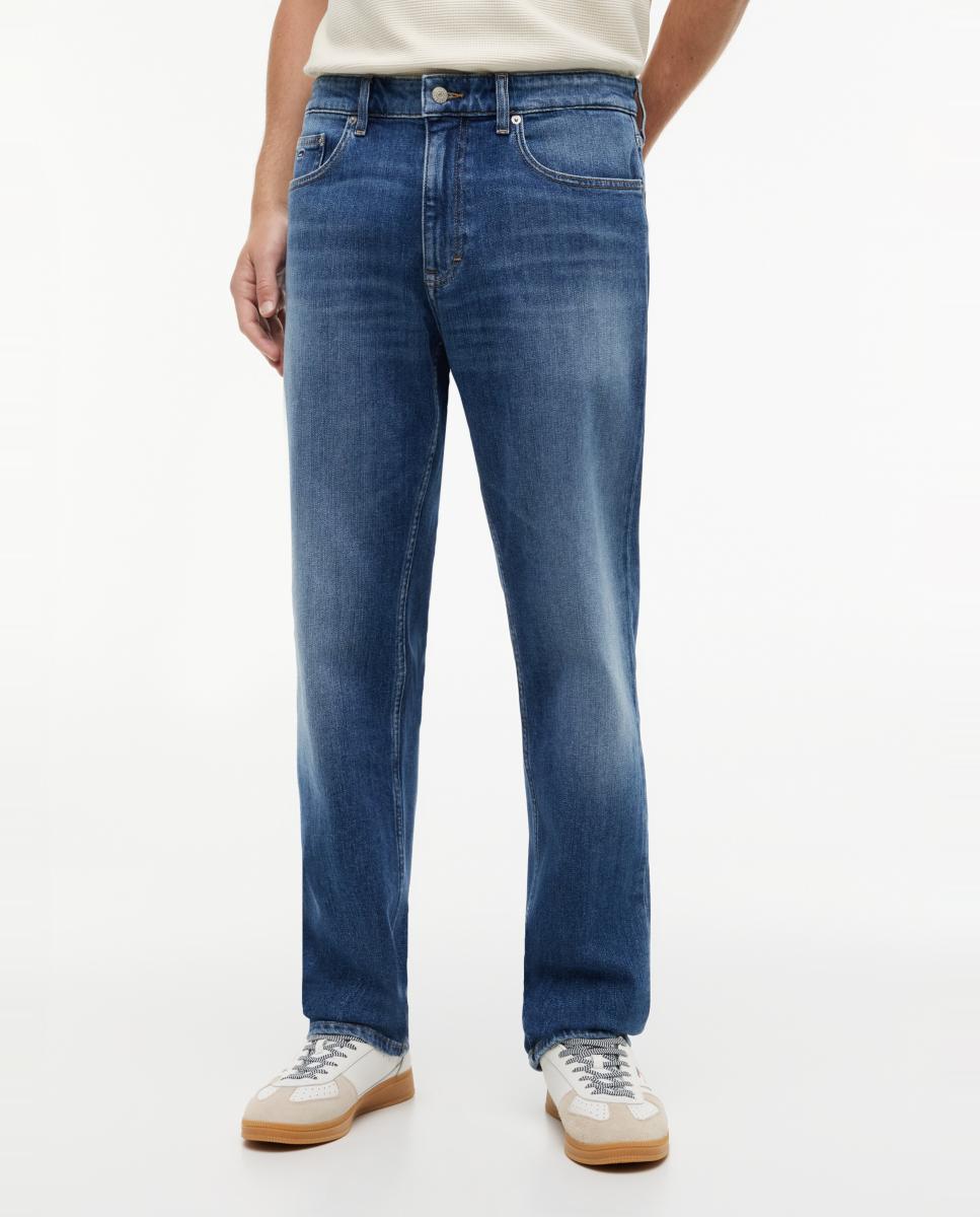 Jeans Slim Straight com Desenho de Cinco Bolsos e Fecho de Correr e Botão Azul-2