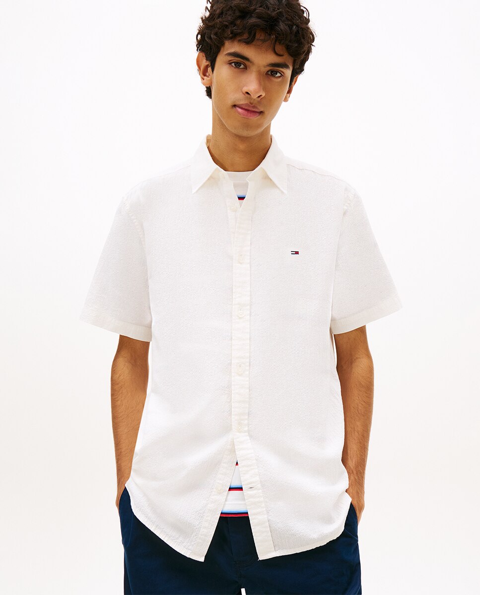 Imagem 0 de Camisa Regular Fit em Seersucker com Manga Curta