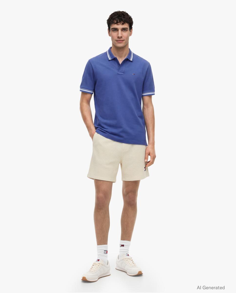 Polo de Manga Curta com Corte Regular e Detalhes em Contraste Azul-6
