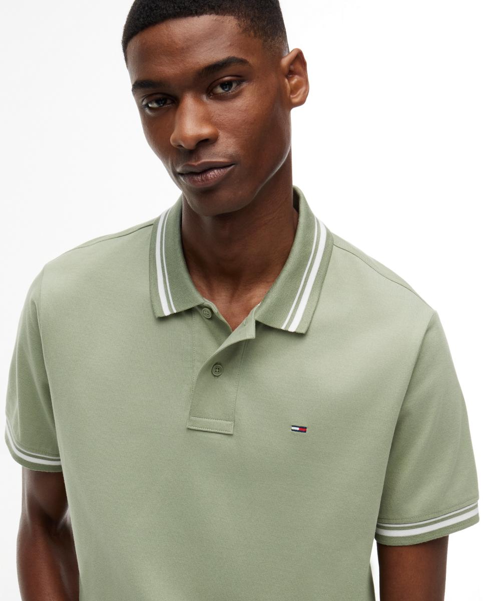 Polo de Manga Curta com Corte Regular e Detalhes em Contraste Verde-claro-3