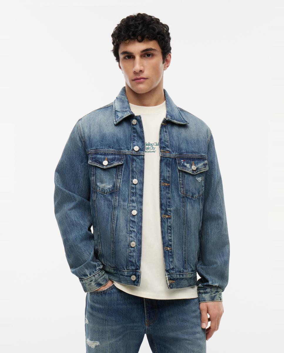 Tommy Jeans - Chaqueta vaquera de hombre tipo trucker en denim oscuro, con diseño clásico y corte regular.