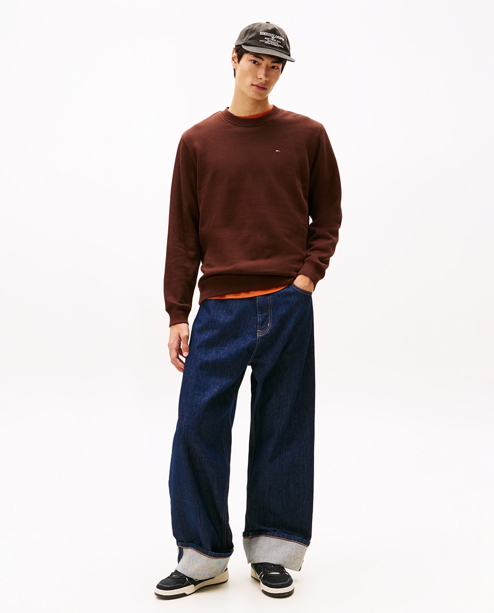 Sweatshirt Básica Regular Fit com Gola Redonda Castanho-escuro-5