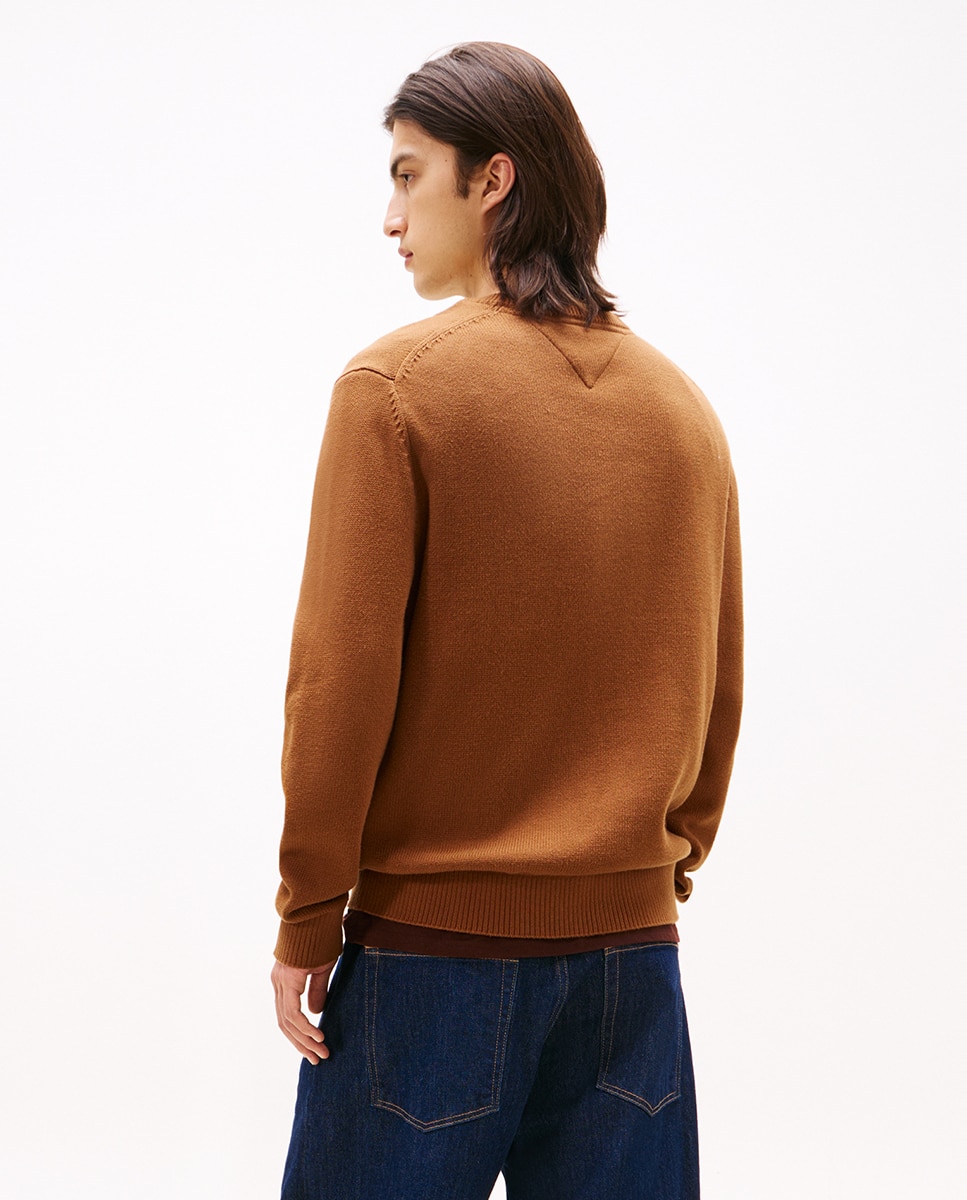 Camisola de Malha Básica Slim Fit com Gola Redonda Camel-2