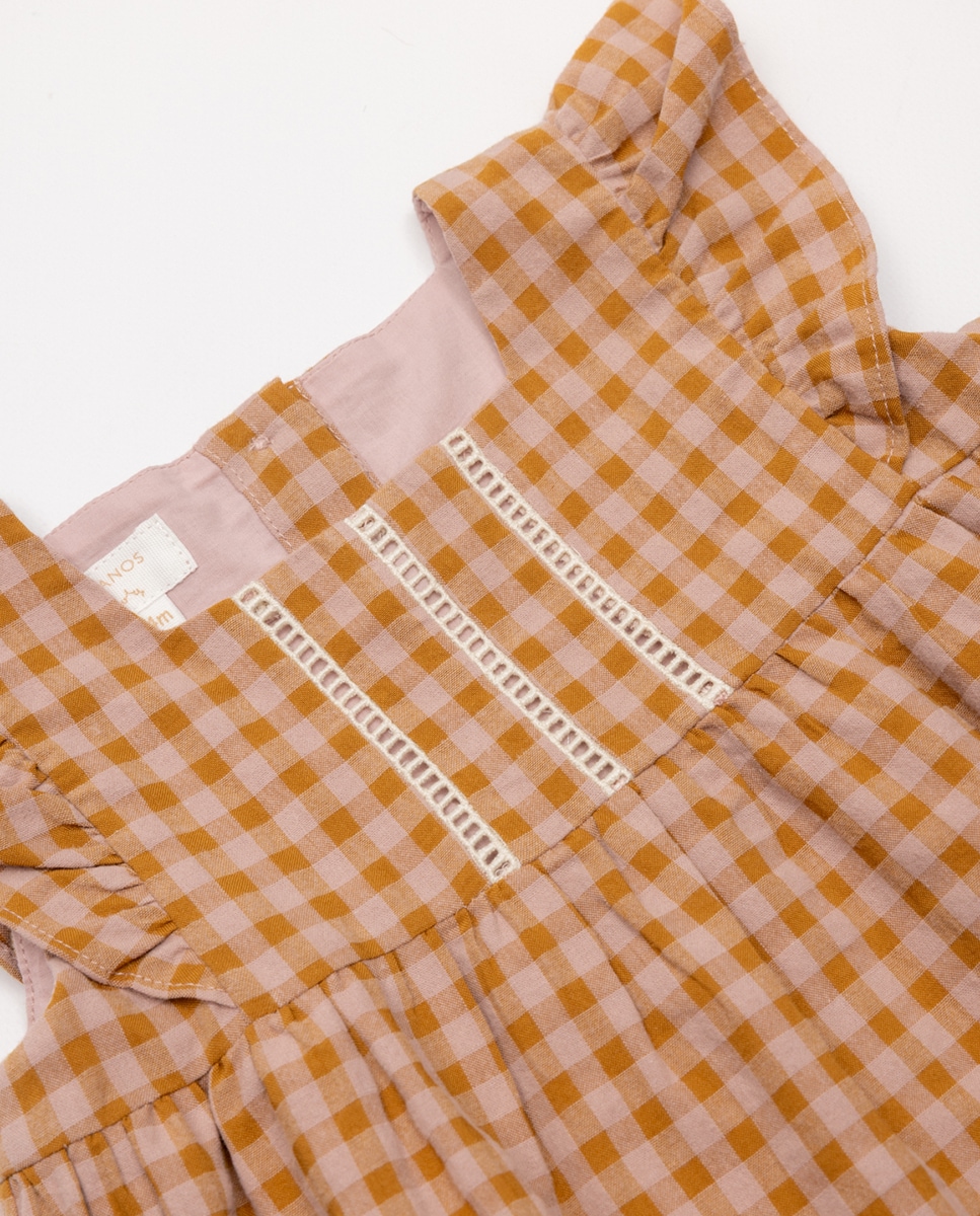 Minissaia com Cueca de Bebé Rosa-2