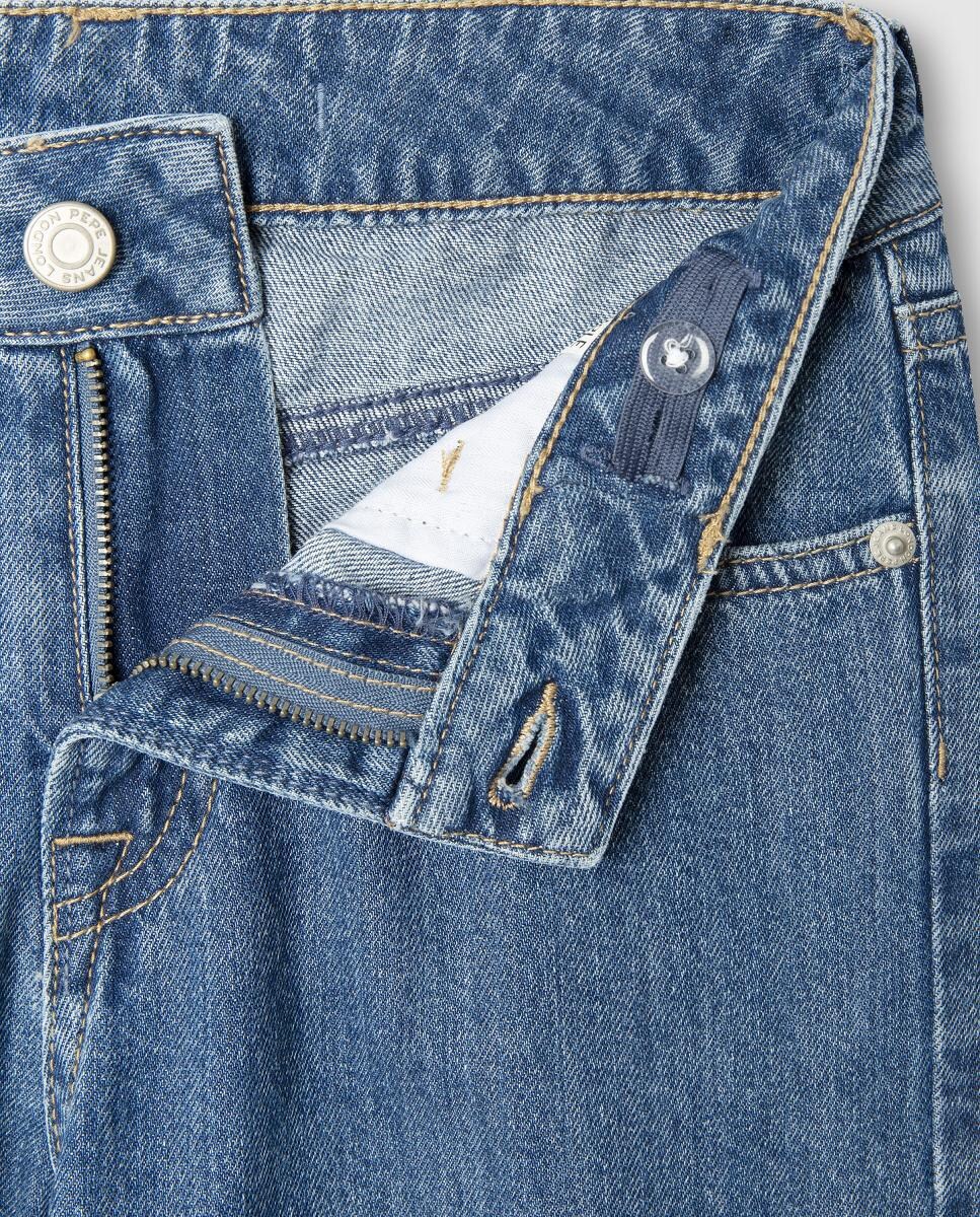 Jeans com Bordados Straight Robyne Floral Azul-3