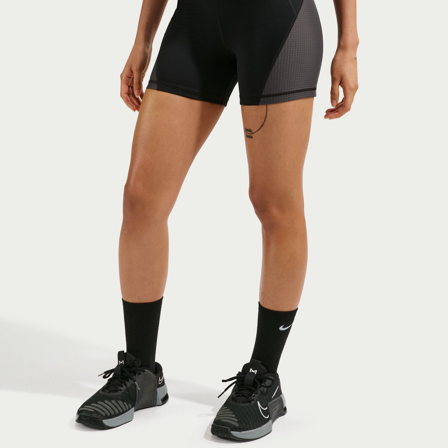 Leggings Tipo Calções de Mulher Pro Sculpt Preto-4