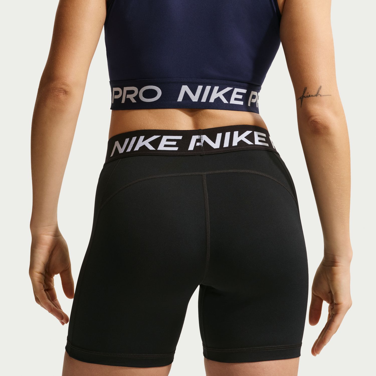 Leggings Tipo Calções de Mulher Pro 365 5'' Preto-4