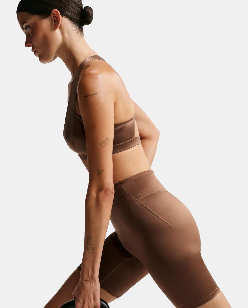 Malla corta de mujer Satin Shine 7'' NikeSKIMS - Marrón Marrón-5