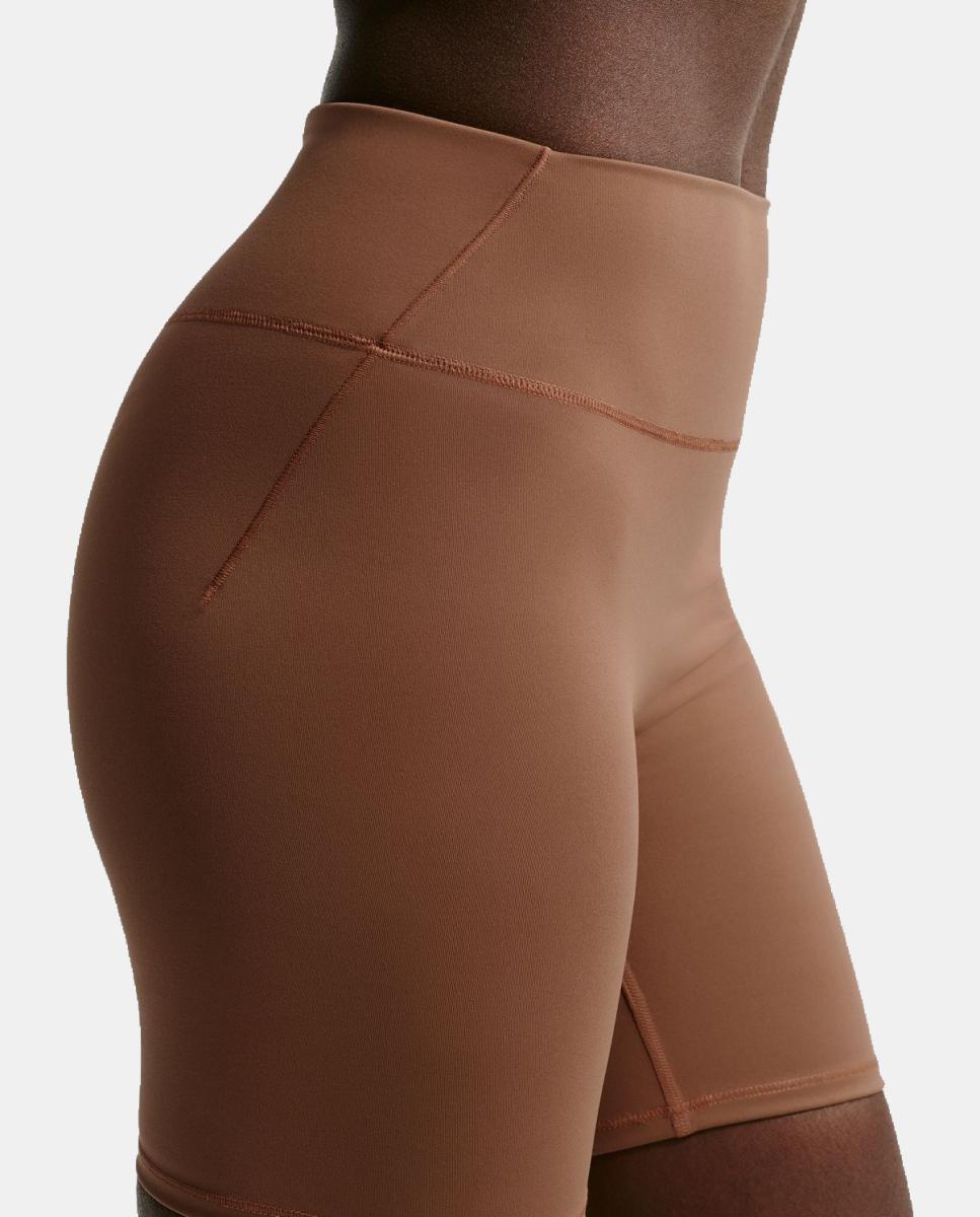 Malla corta de mujer Matte 5'' NikeSKIMS - Marrón Marrón-4