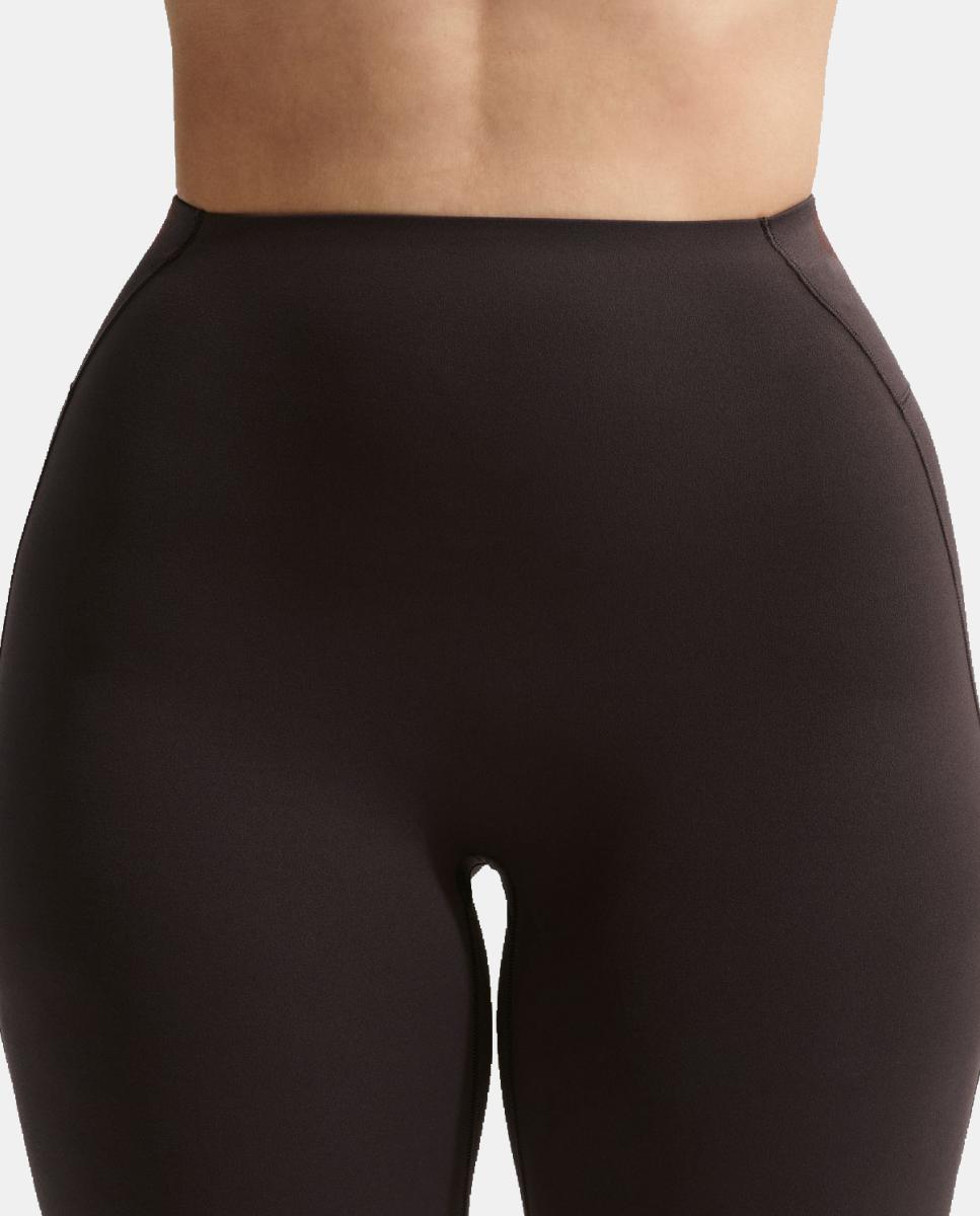 Malla de mujer Studio Stretch 26'' NikeSKIMS - Marrón Marrón-8