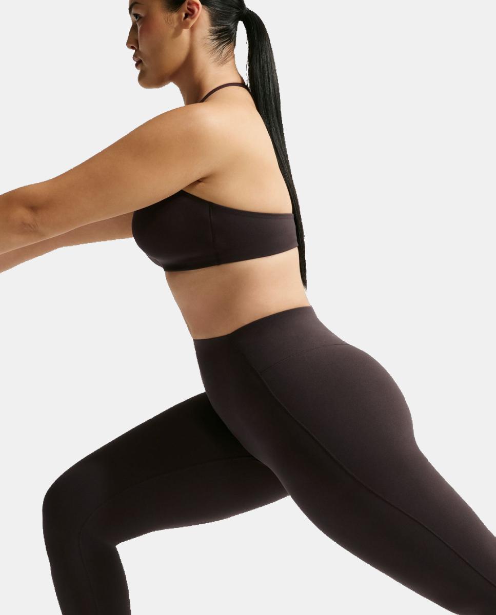 Malla de mujer Studio Stretch 26'' NikeSKIMS - Marrón Marrón-10