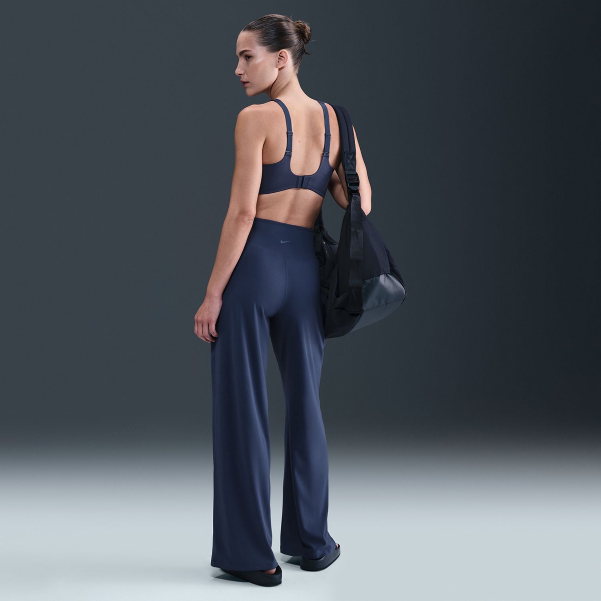 Top de Mulher Alate High Support Azul-marinho-2