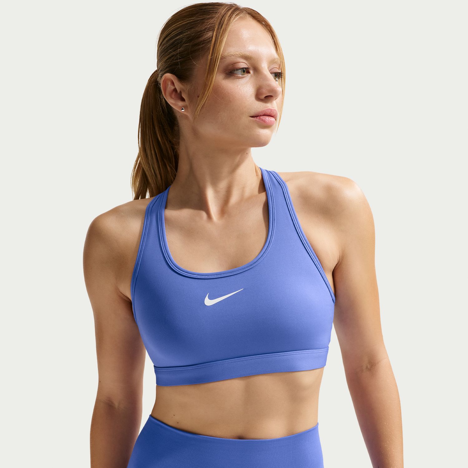 Imagem 0 de Top de Mulher Swoosh Medium Support